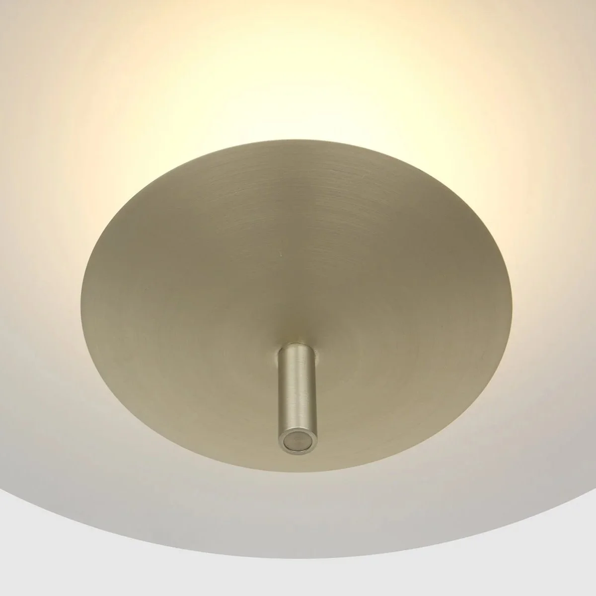B-TD_ReflectPendant_6.jpg
