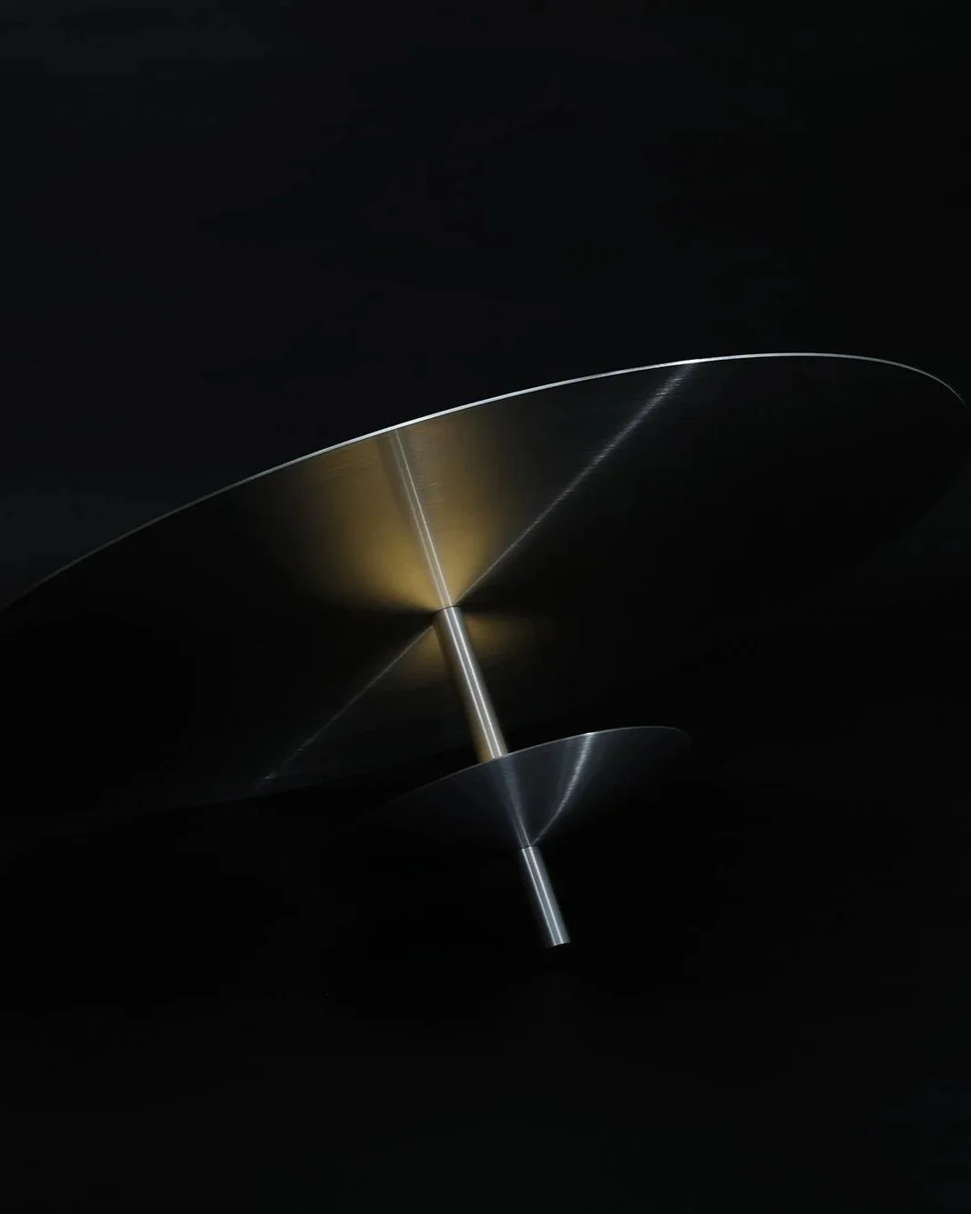 BTD_studios_Reflector_pendant_floor.jpg