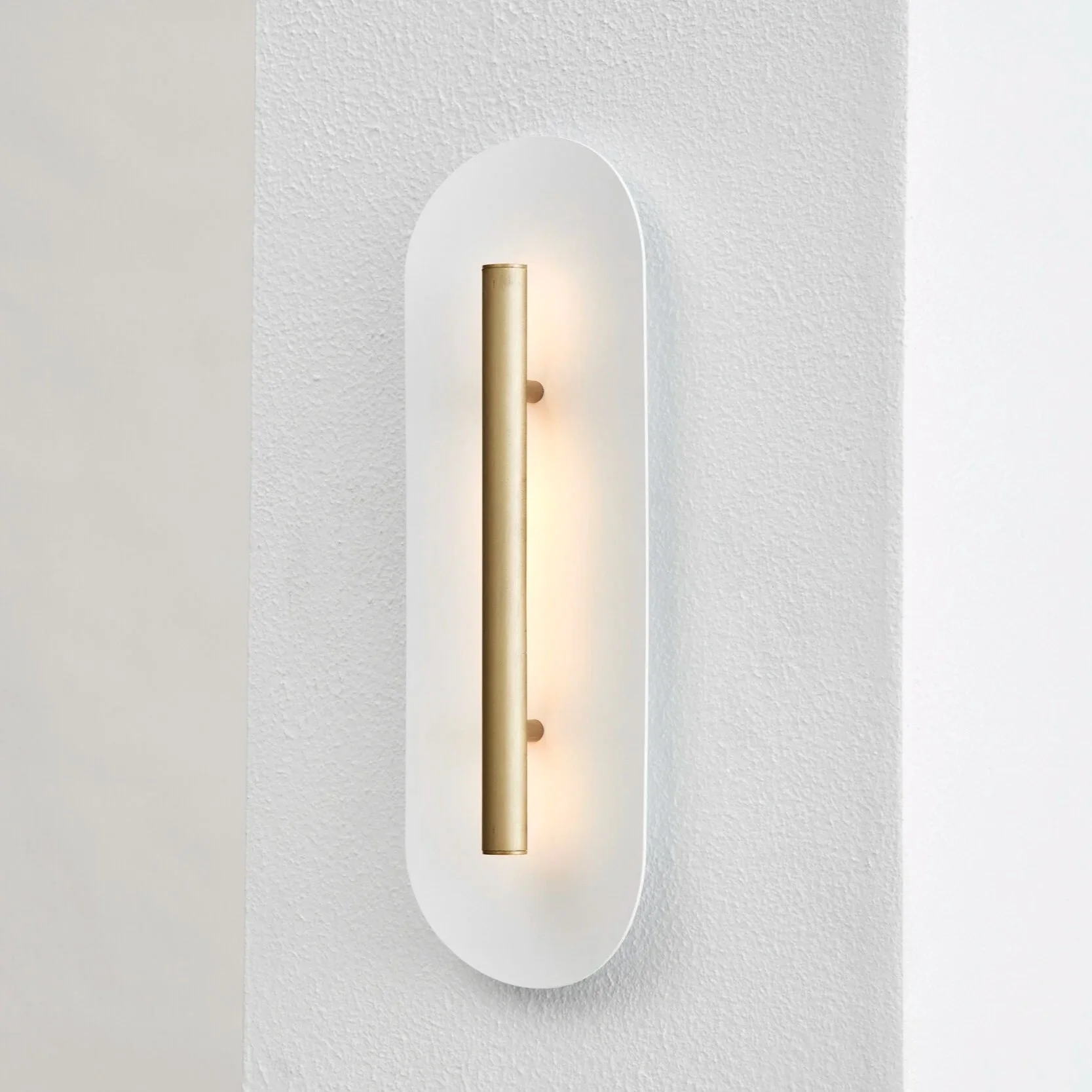 BTD_Studio_Reflector_Wall_450_13.jpg
