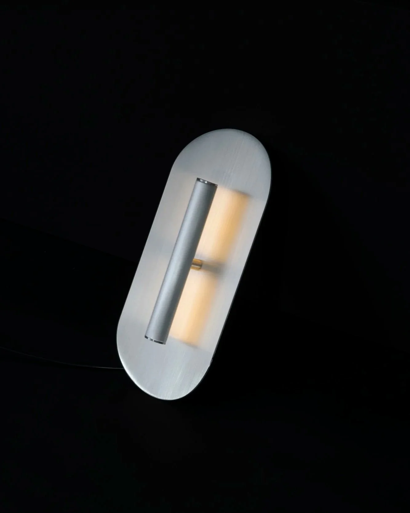BTD_studio_Reflector_350_on_2.jpg