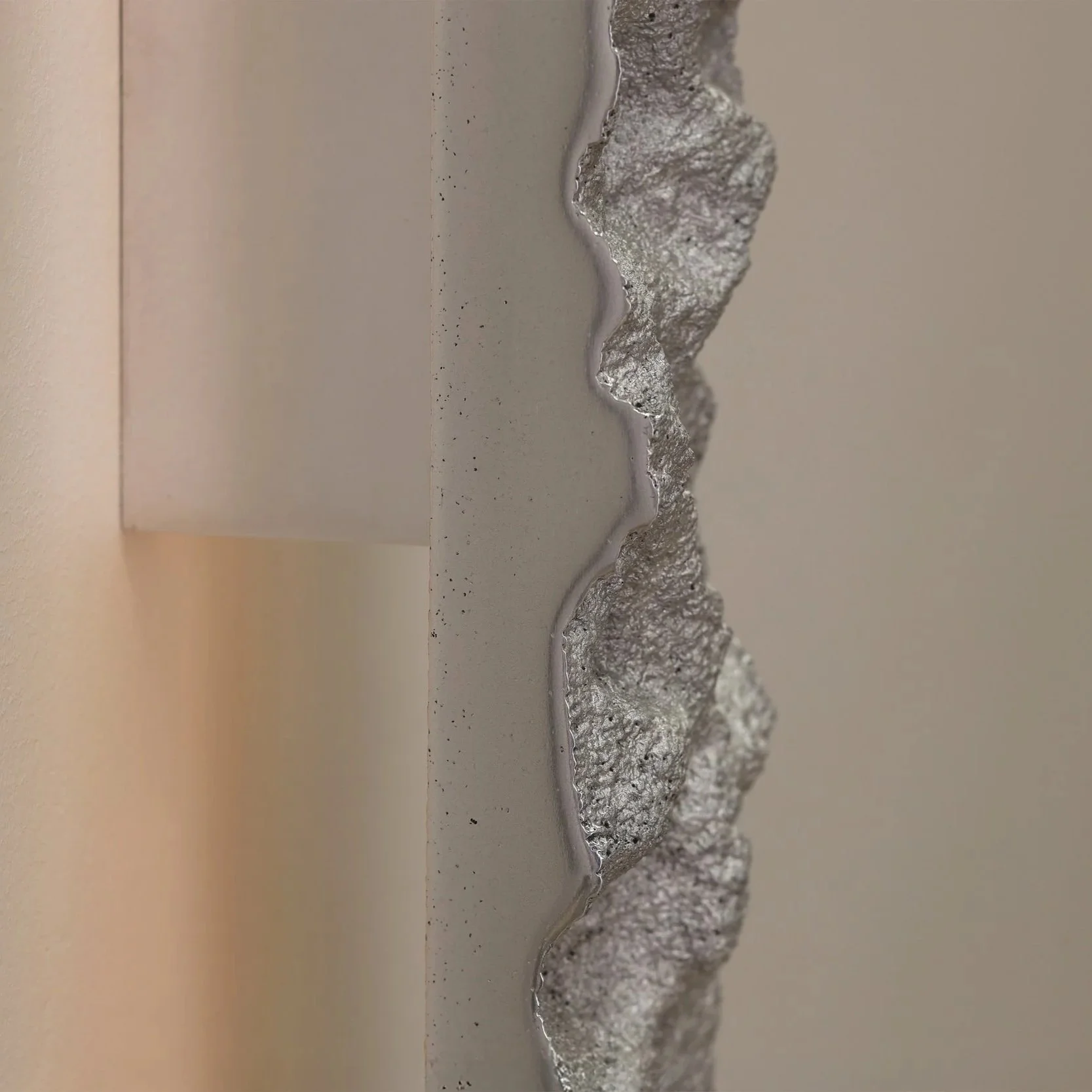 BTD_CARST_SCONCE_DETAIL.jpg