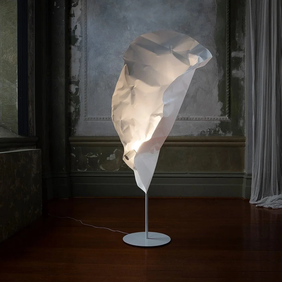 CRASH ALBUS FLOOR LAMP