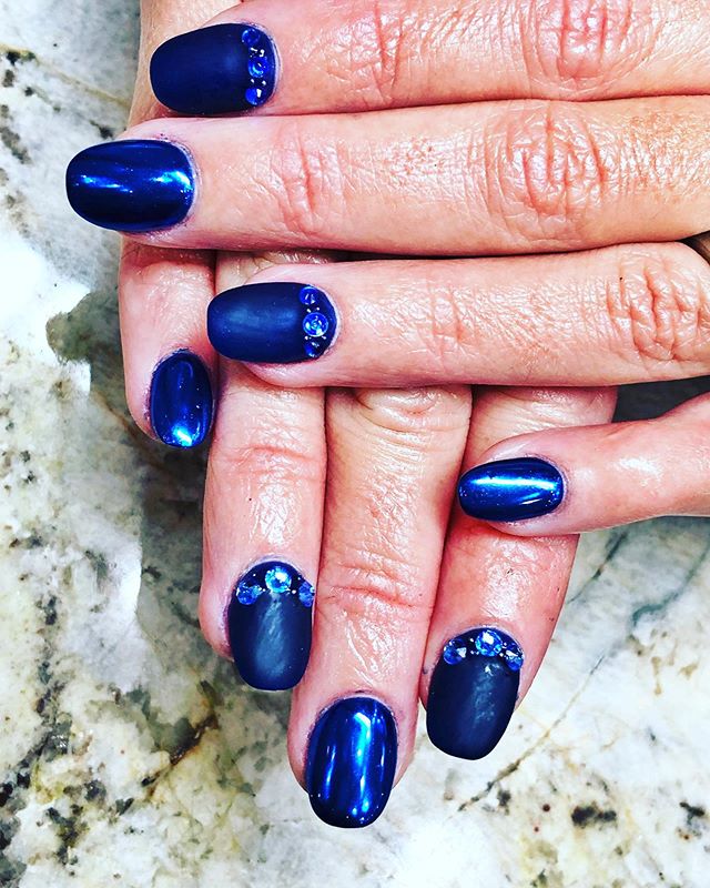 I&rsquo;ve got the blues 💙 #nails #naildesign #nailart #nailsofinstagram