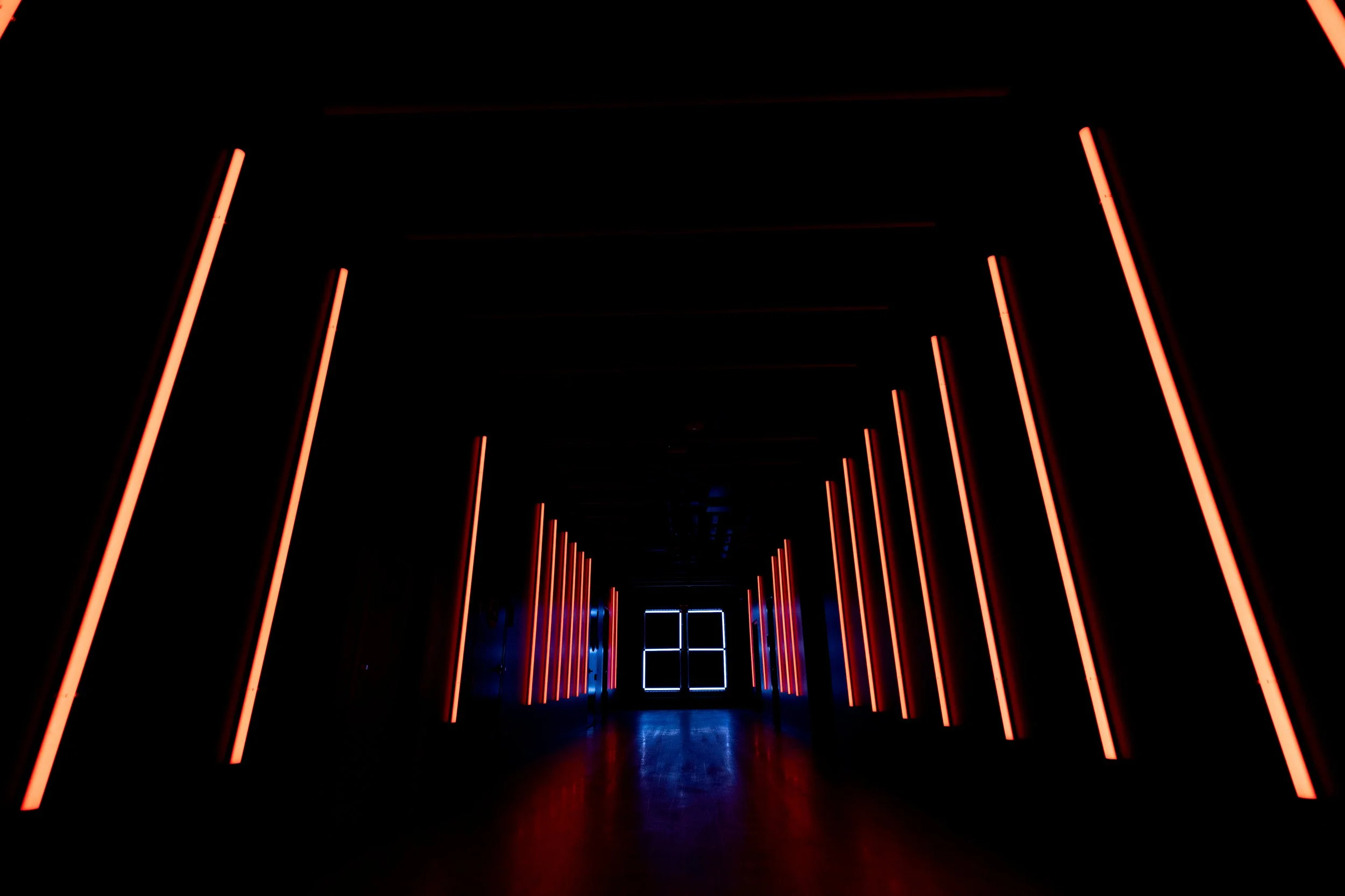 23_RGB_Hallway.jpg