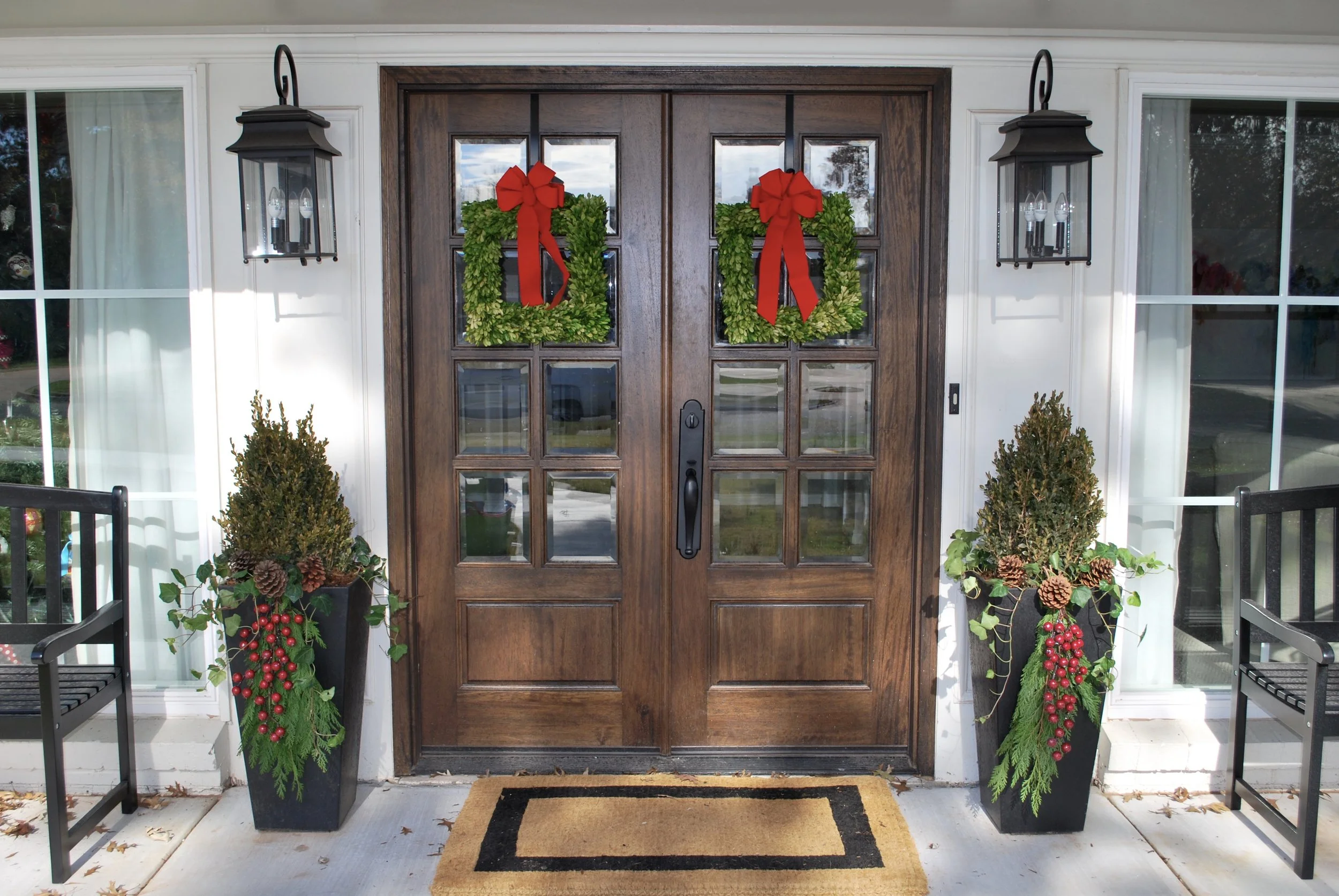 Let Adorn Help You Oh, hello holiday season! You are right around the corner. It may be the most wonderful time of the year, but it's also the busiest. Let our elves "adorn" your front porch or store front with holiday curb appeal and mark that task off your list. Think of it as an early gift to yourself!