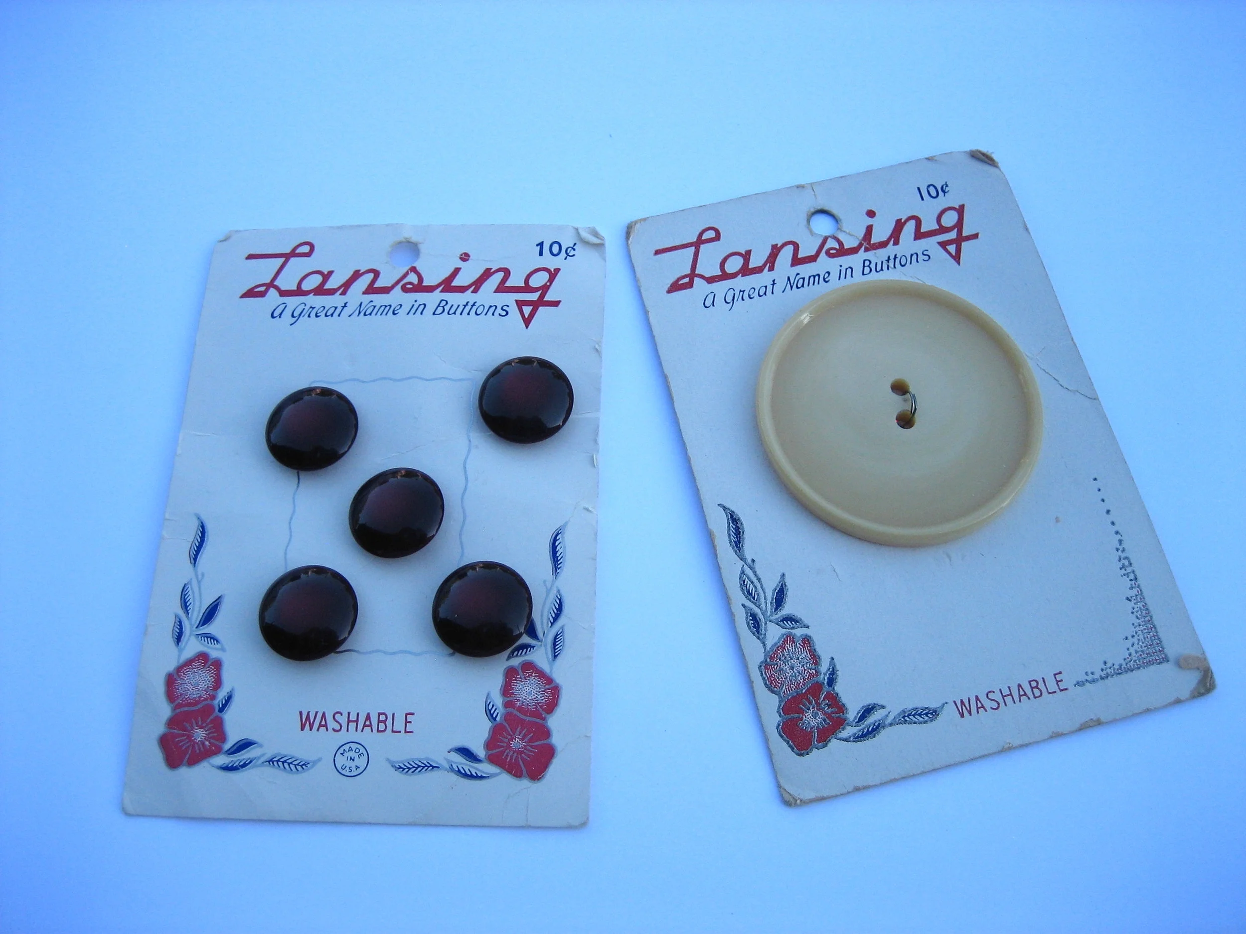 Carded Red & Tan Plastic Buttons