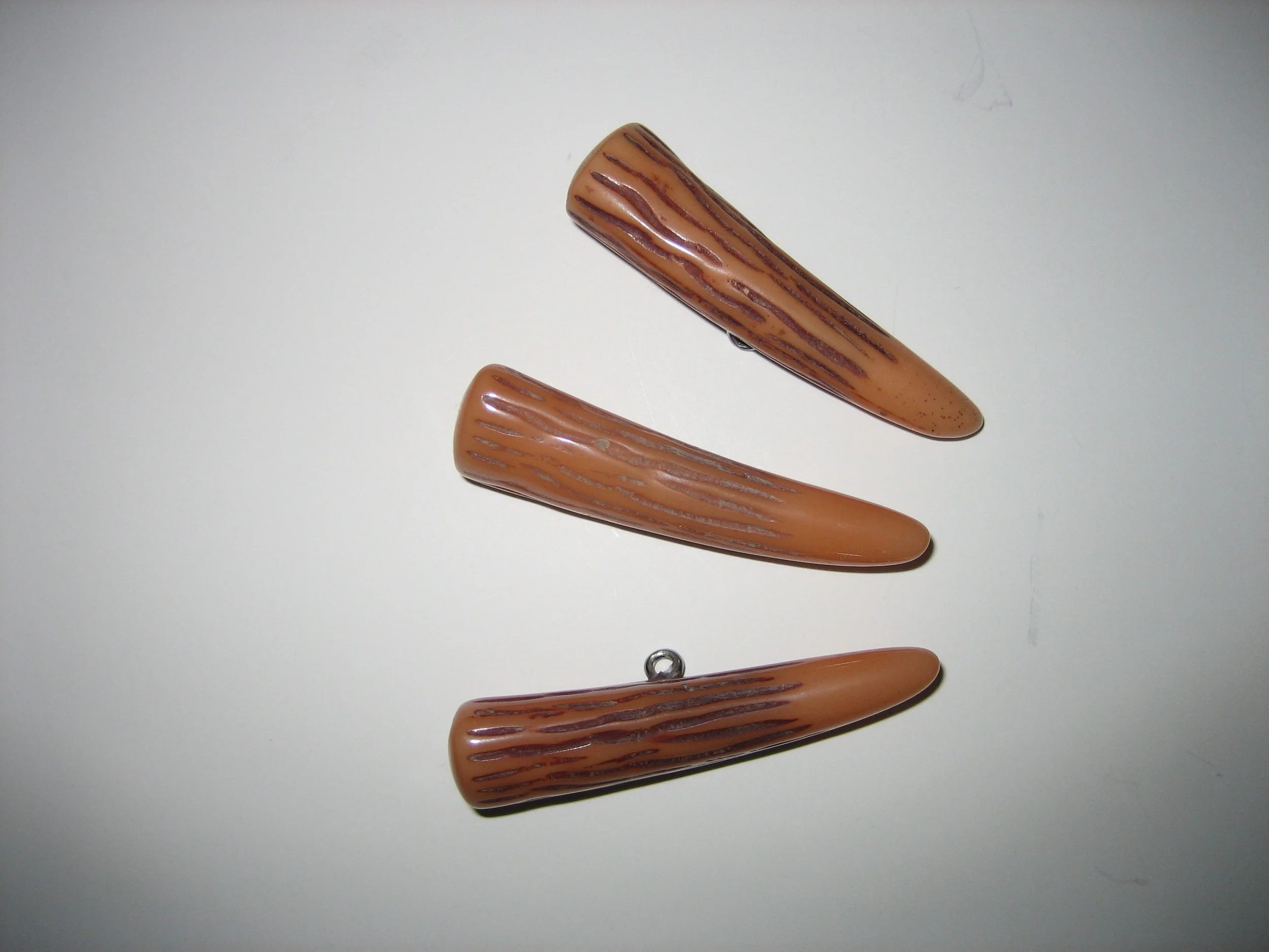 Set of 3 Tan Bakelite Horn Buttons