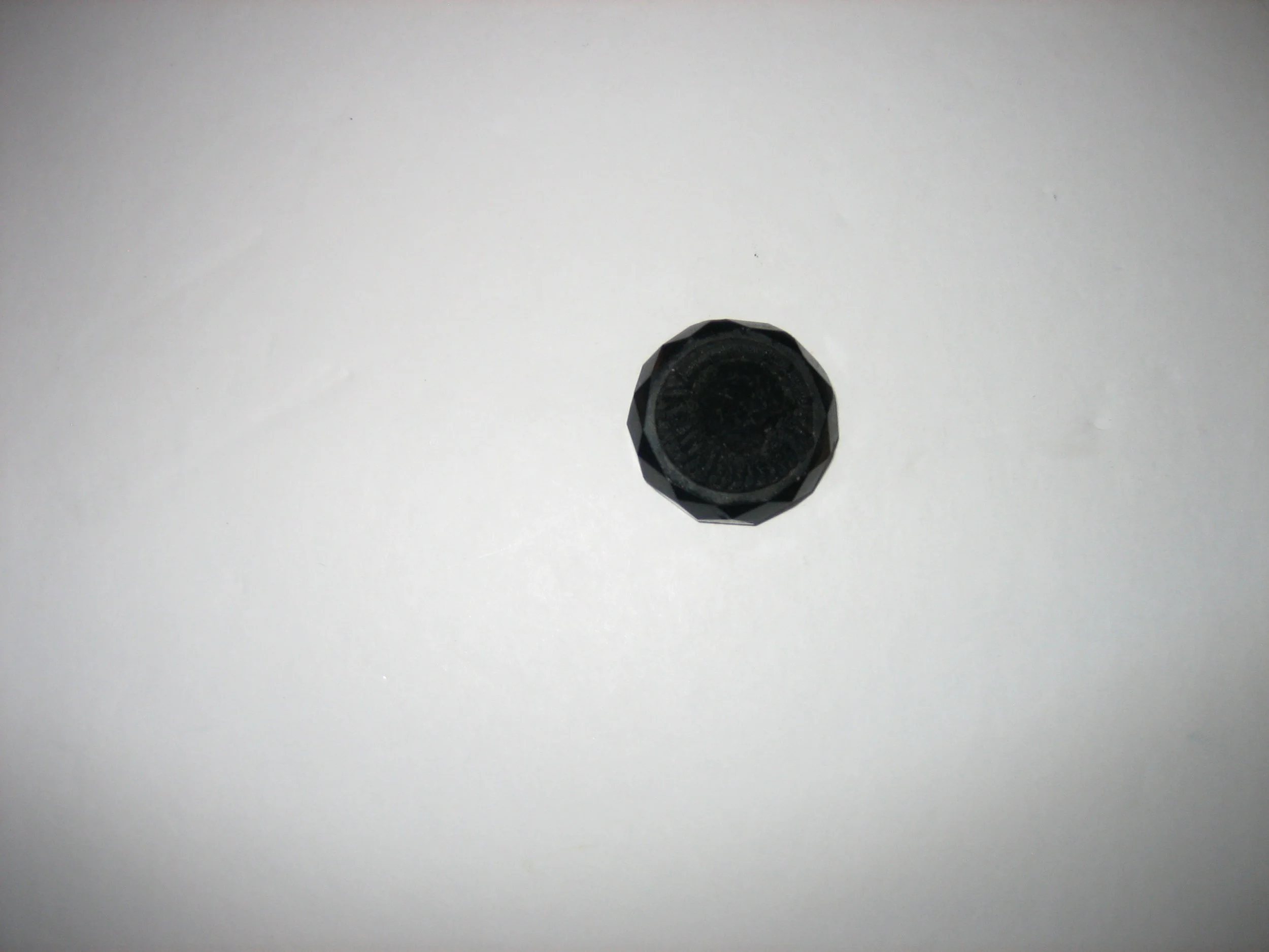 Black Faceted Velvet Center