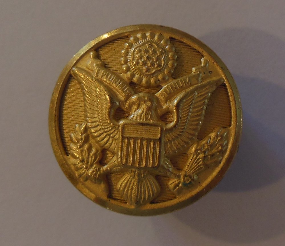 Button military eagle Online Database