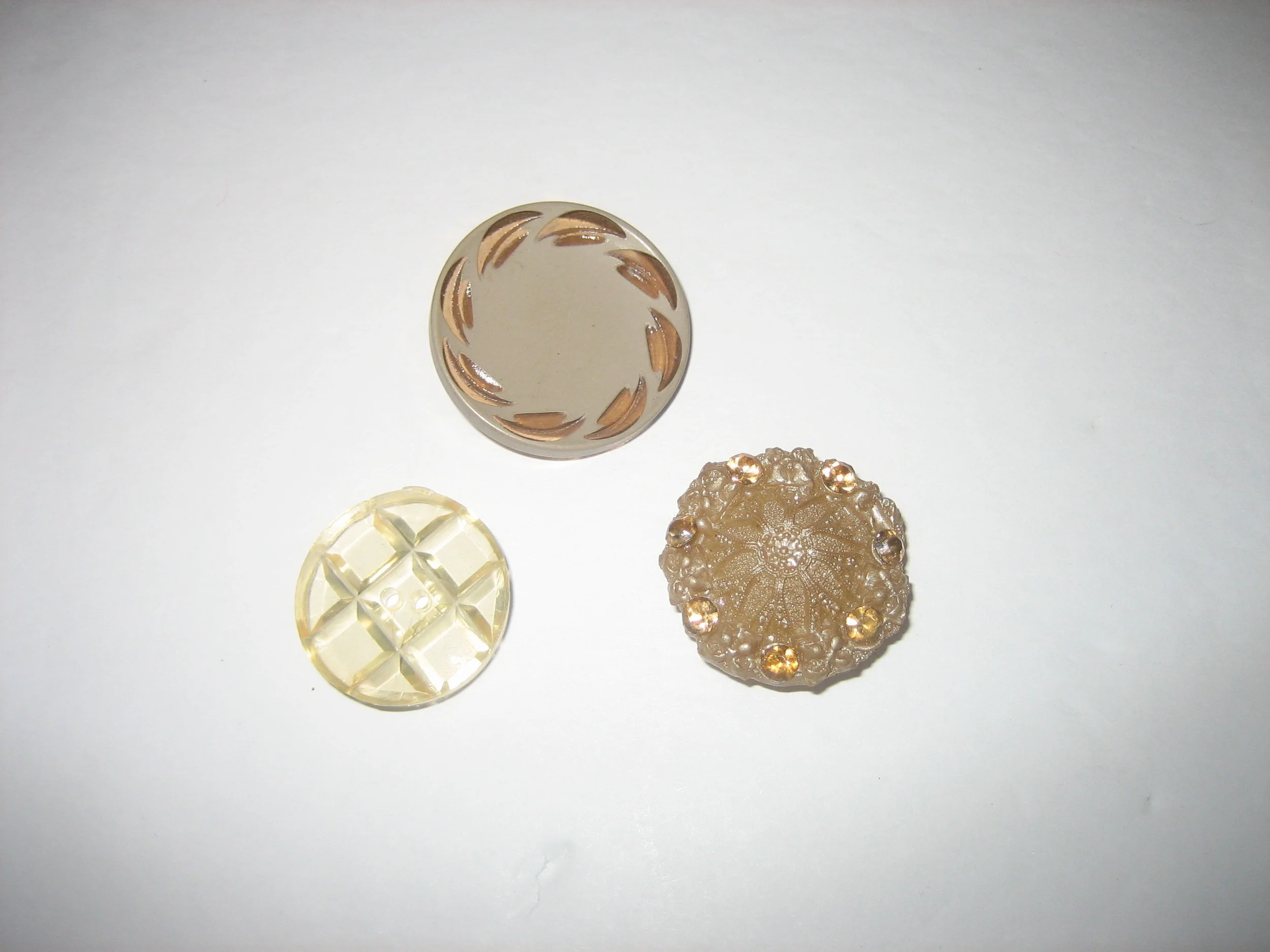 Detailed Neutral Trio