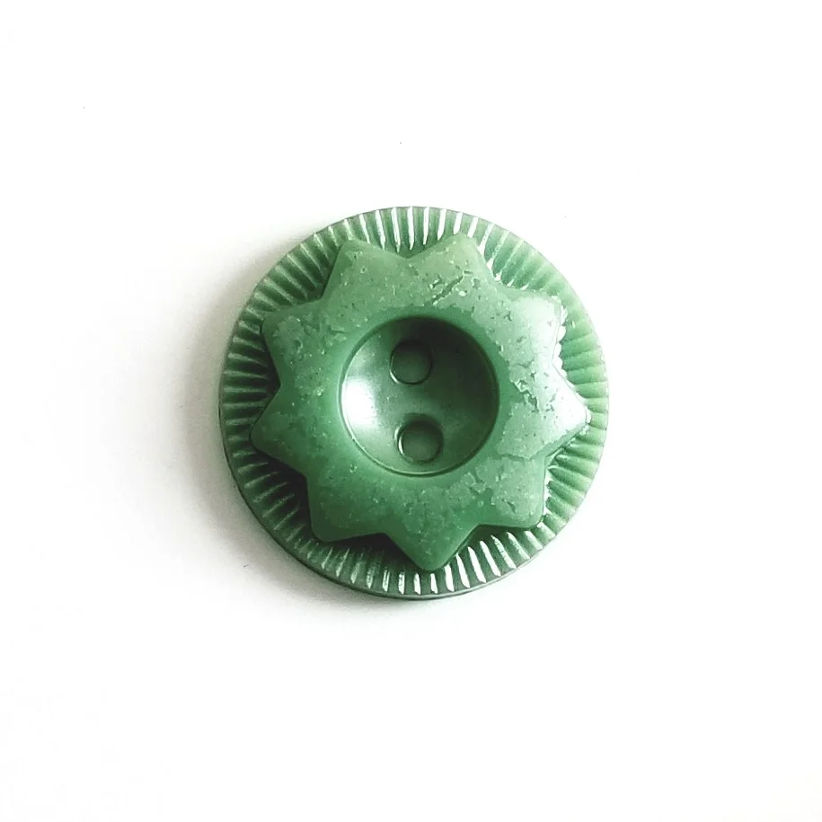 #6 Colt Manufacturing 3/4 — 183 Vintage Buttons