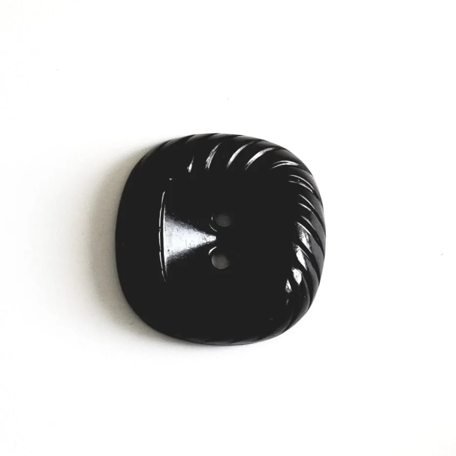#7 Colt Manufacturing 3/4 — 183 Vintage Buttons