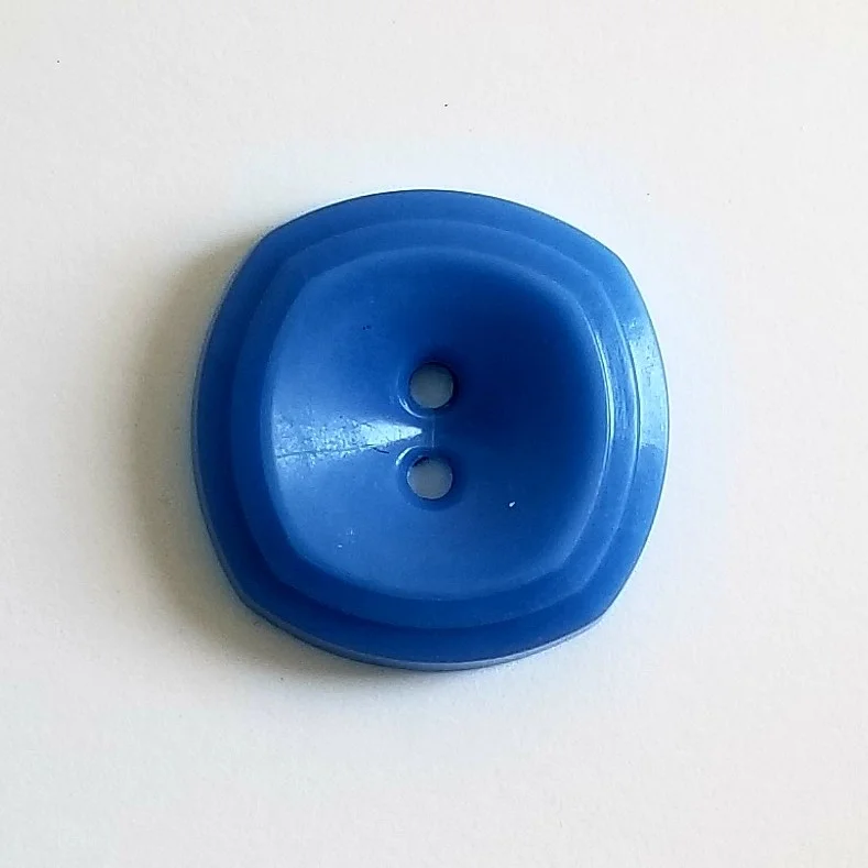 Midcentury Plastics/Colt Manufacturing — 183 Vintage Buttons