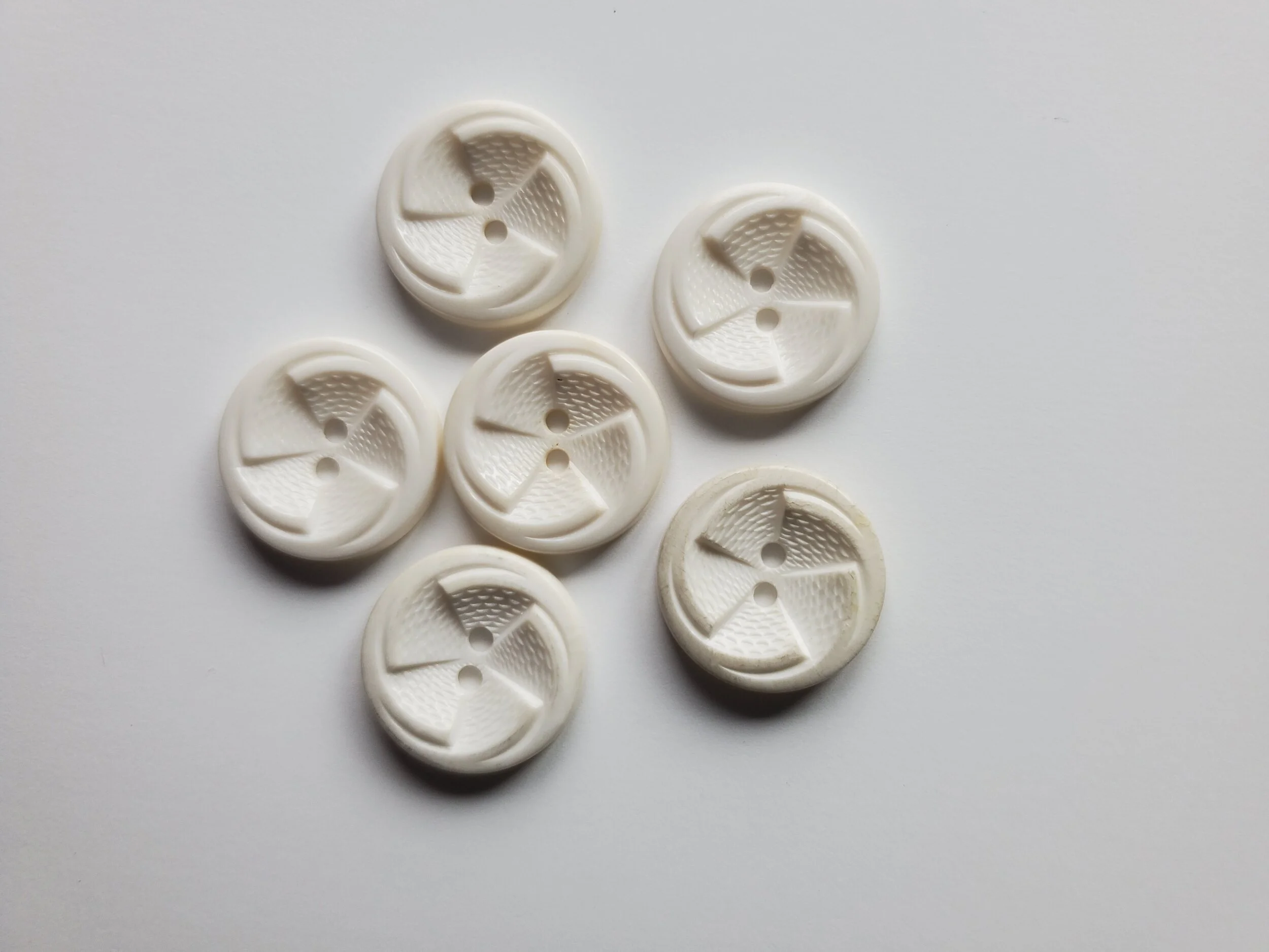 Windmills in White - 7/8" - Vintage - Set of 6
