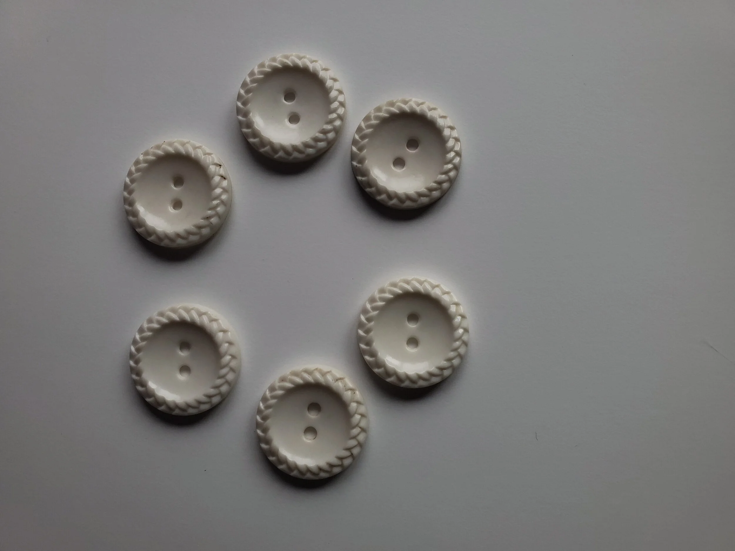 Half Moon in White - 3/4" - Vintage - Set of 6