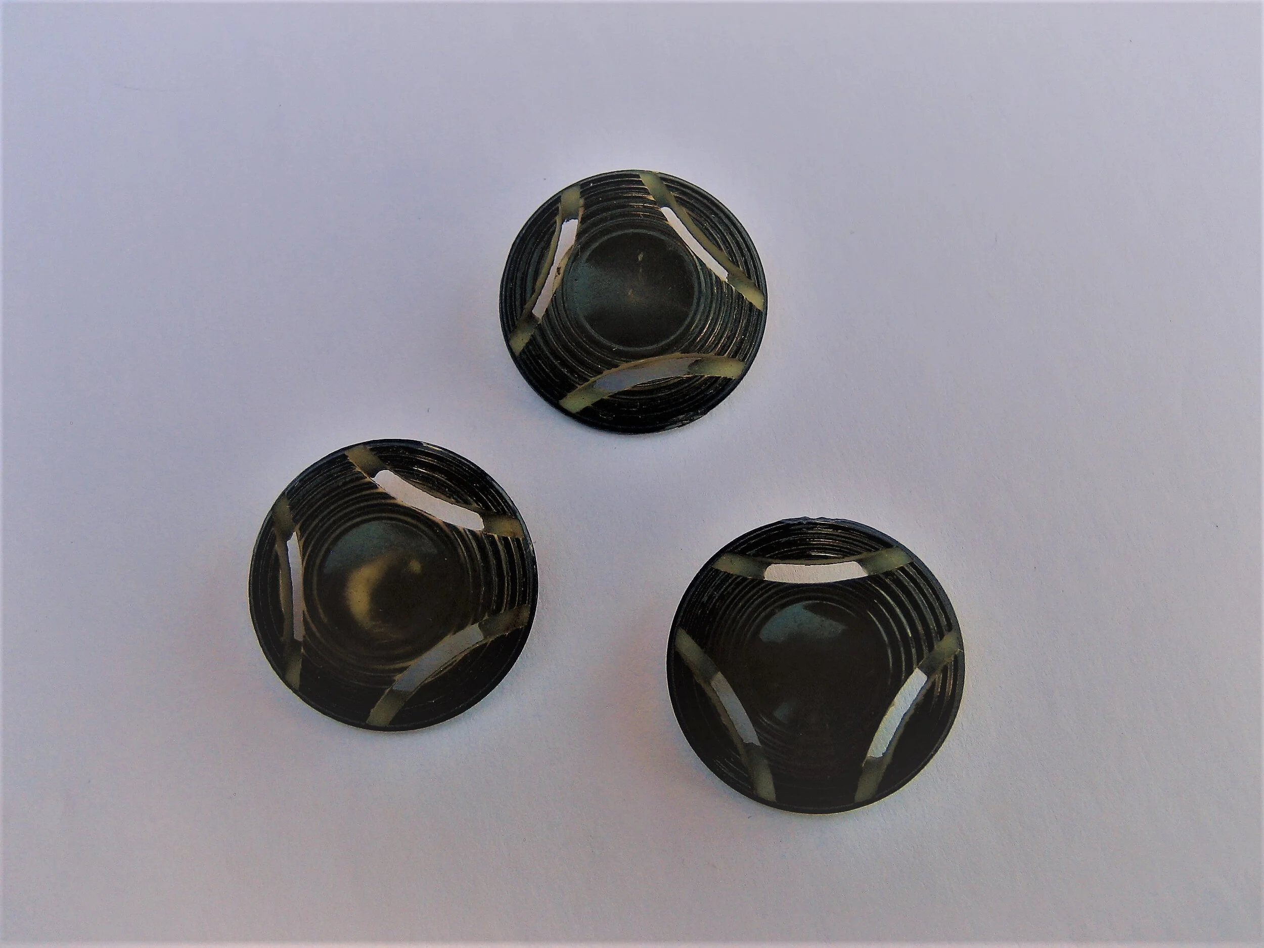 Incised Geometrics Trio