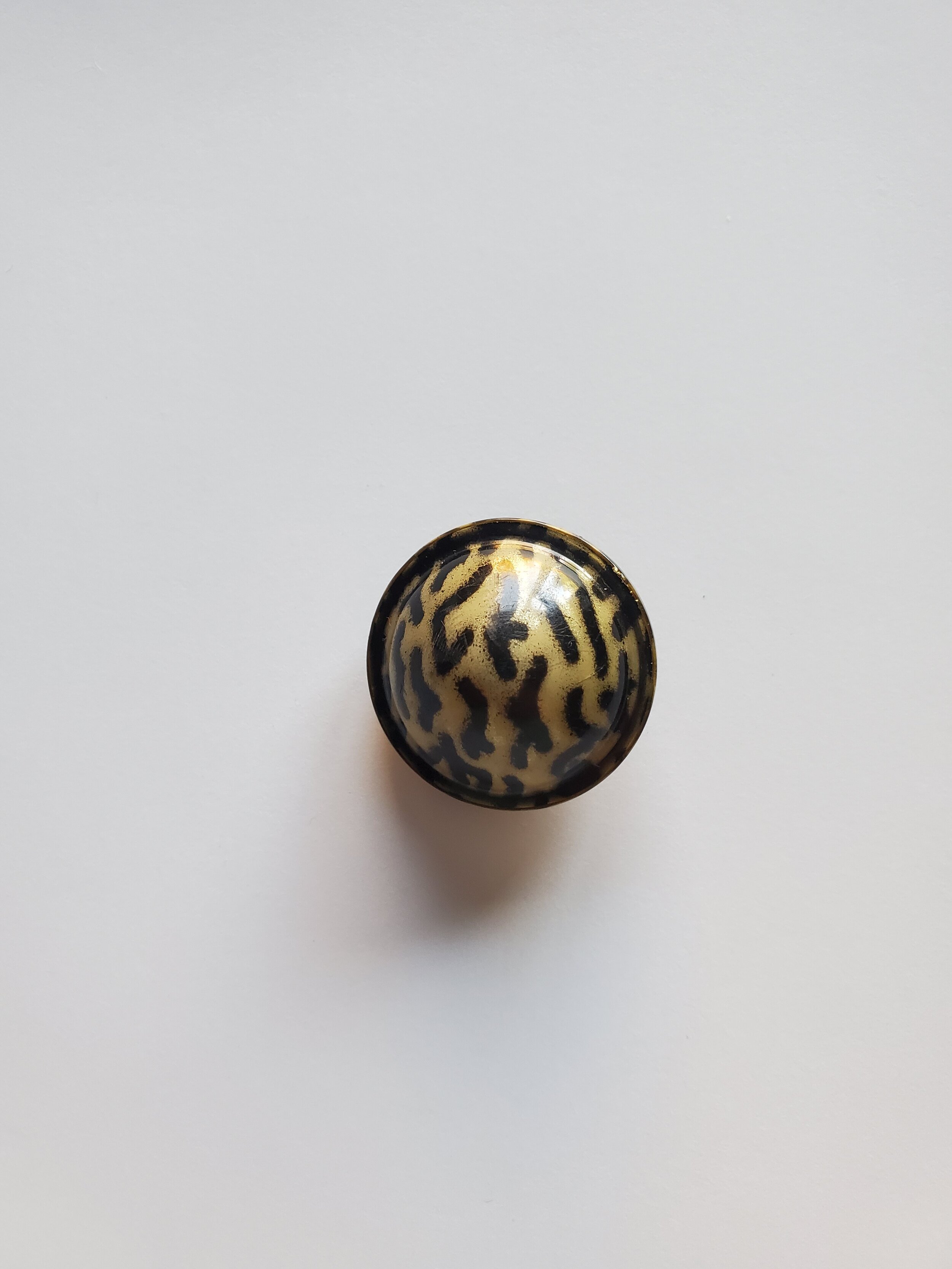 Tiger Eye Hump Shank - 1 1/4 Inch  