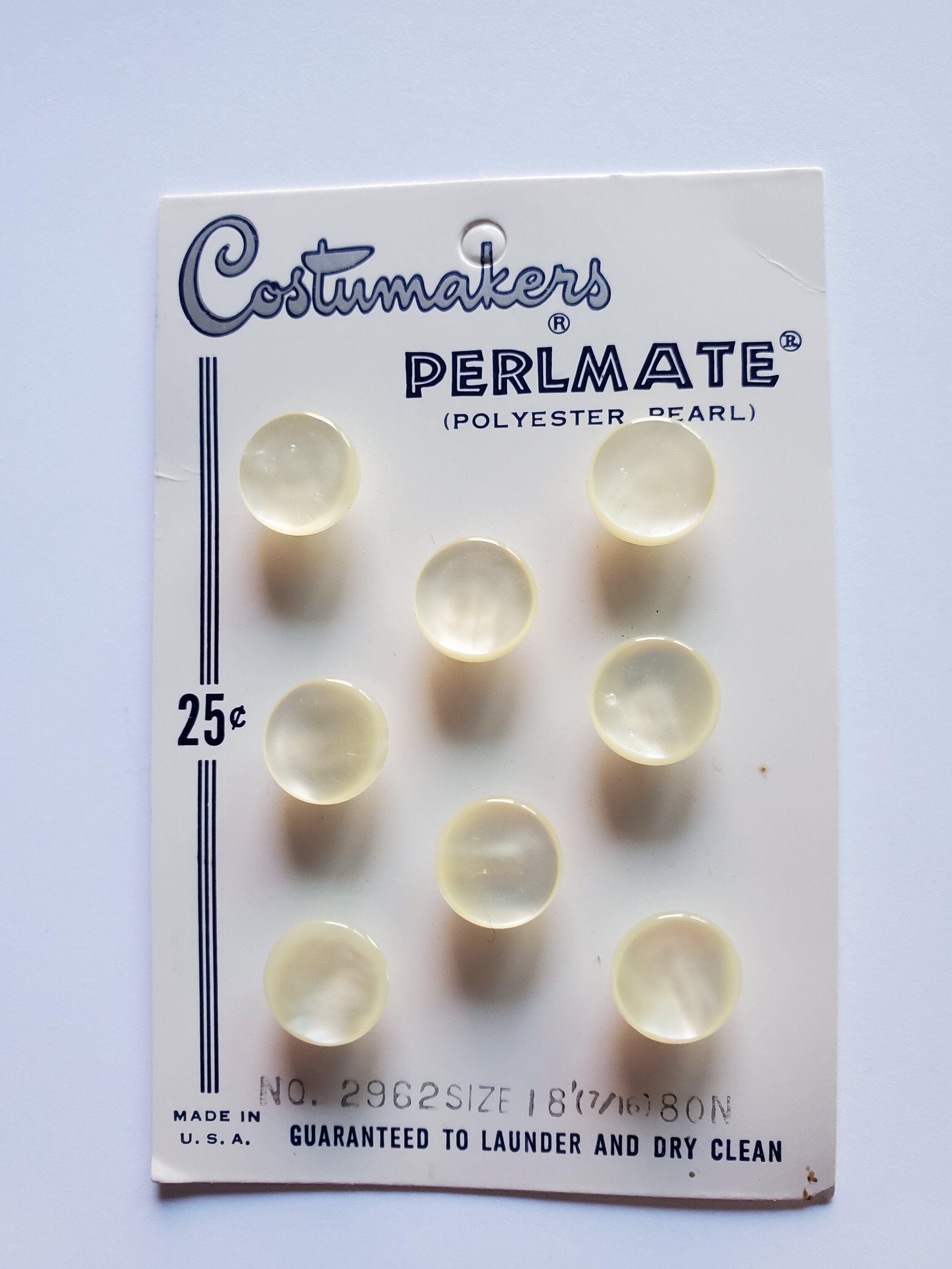 Costumakers Perlmate Polyester Pearl - Carded Set of Eight