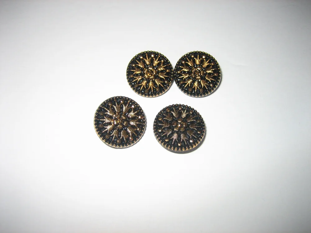 Black Glass — 183 Vintage Buttons