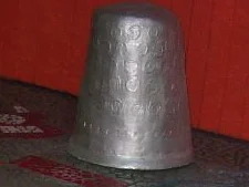 Mosaic Monopoly Thimble cropped.jpg