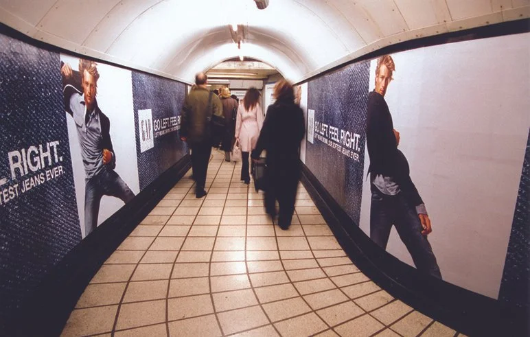 GAP JEANS WALL1.jpg