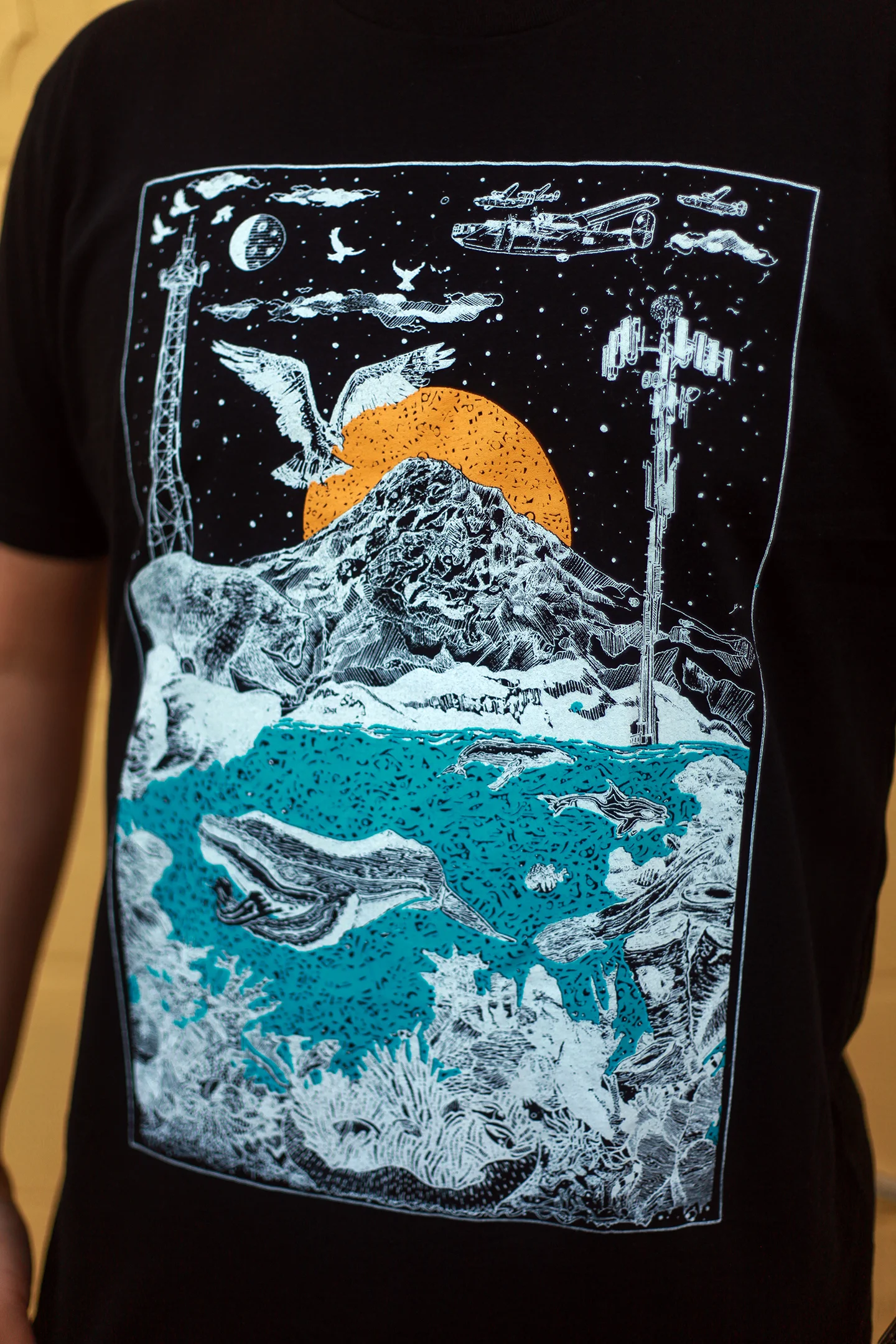 arctic_t_blk_detail.jpg