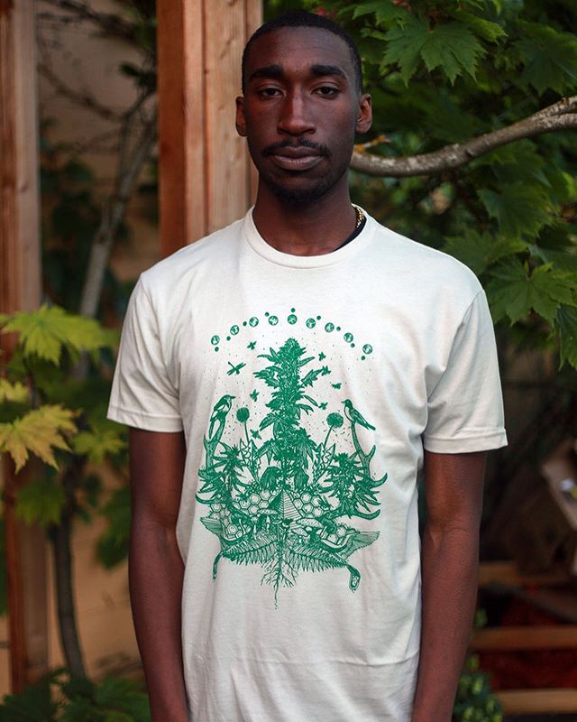 Our &lsquo;Majestic&rsquo; design hand-drawn and hand-printed in Portland, OR. Available in natural or forest green. .
.
.
.
.
#jungletelevision #jungtelly #streetwear #streetsyle #fashion #hiphop #hiphopfashion #hiphopstyle #handmade #handdrawn #han