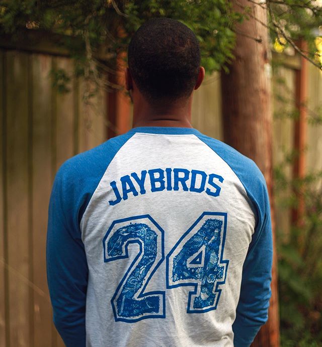 Check out the details in the numbers on this Jaybirds baseball shirt! Available online at jungtelly.com
.
.
.
.
.
#jungletelevision #jungtelly #streetwear #streetsyle #fashion #hiphop #hiphopfashion #hiphopstyle #handmade #handdrawn #handprinted #scr