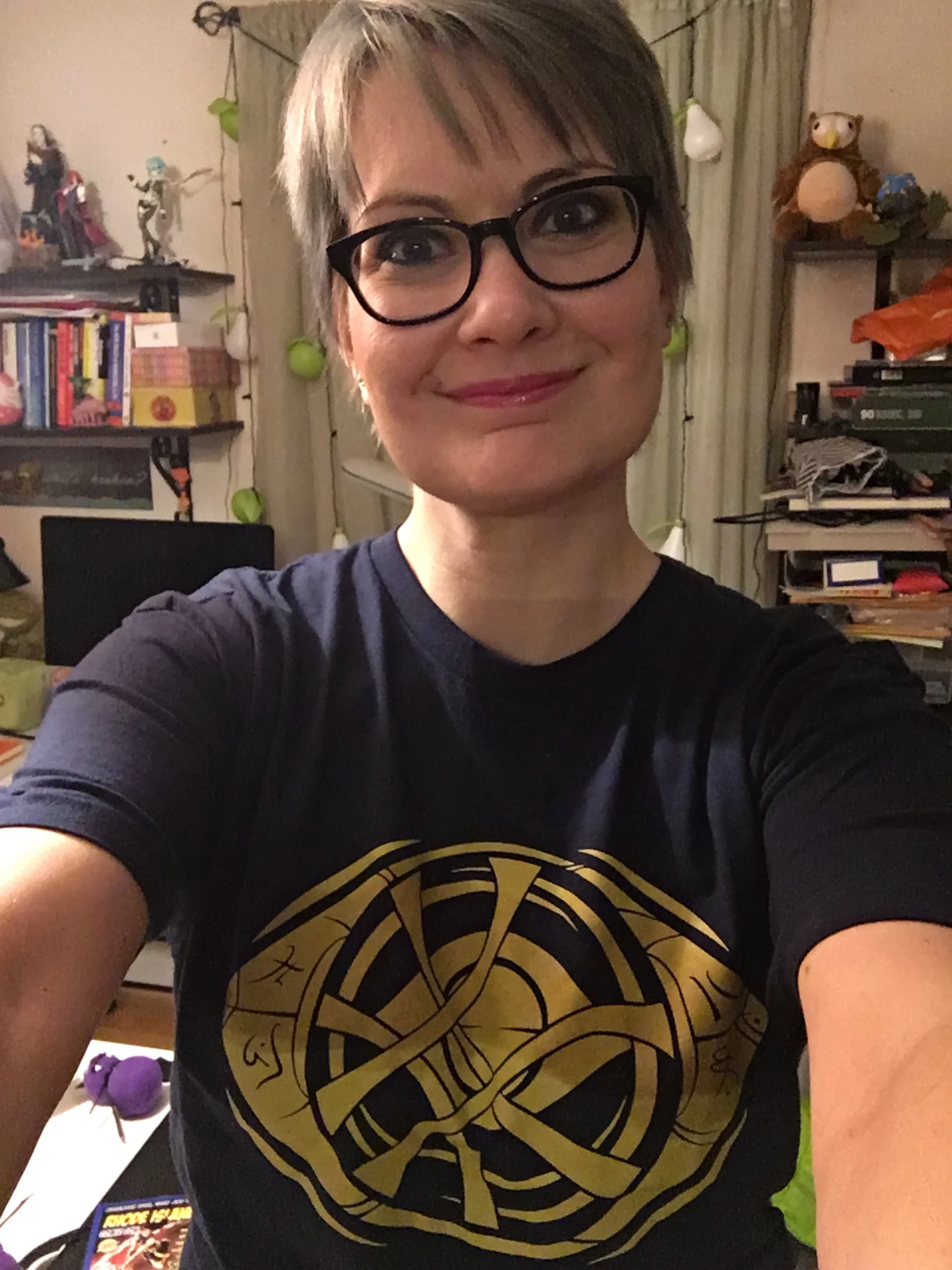 I scored this free promo Doctor Strange T-shirt at the movies!