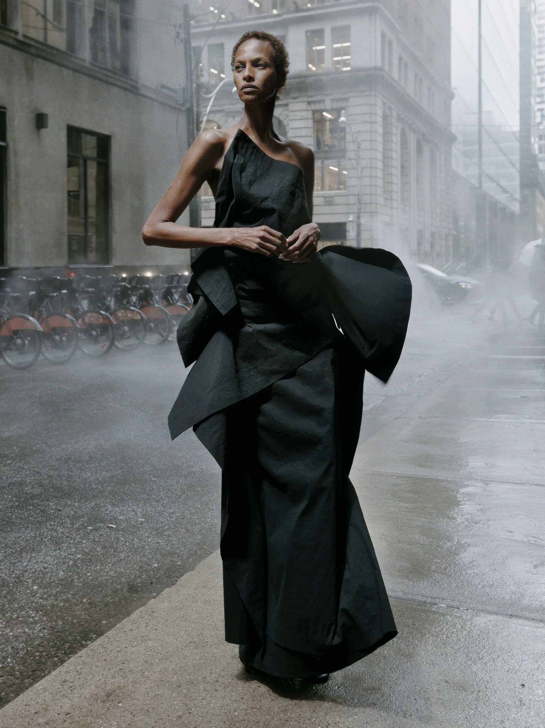 FINAL-FA25_LFS_WW_ISSEY_SOLO_YASMIN_1485.jpg