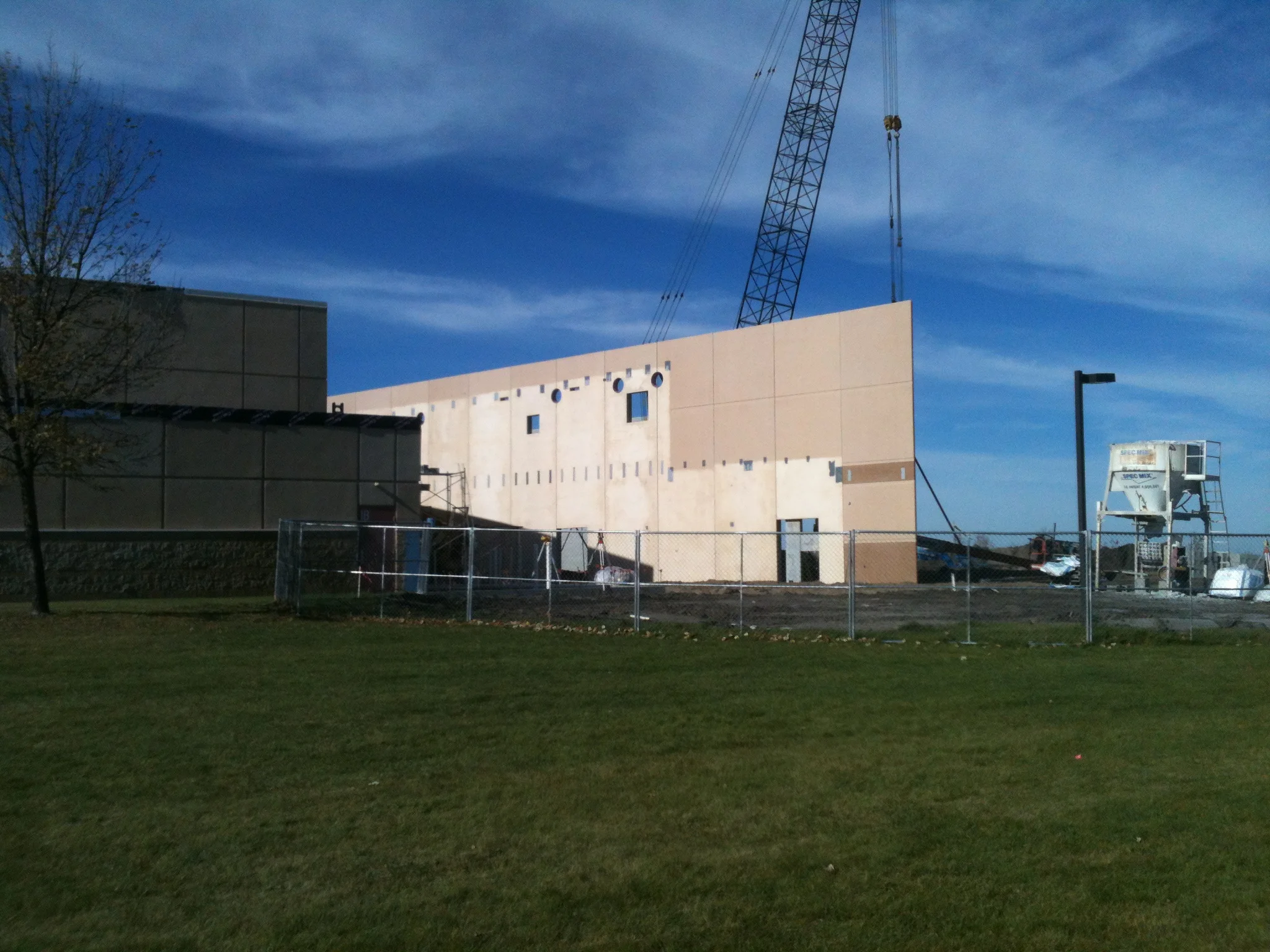 Win-E-Mac Precast Rises 