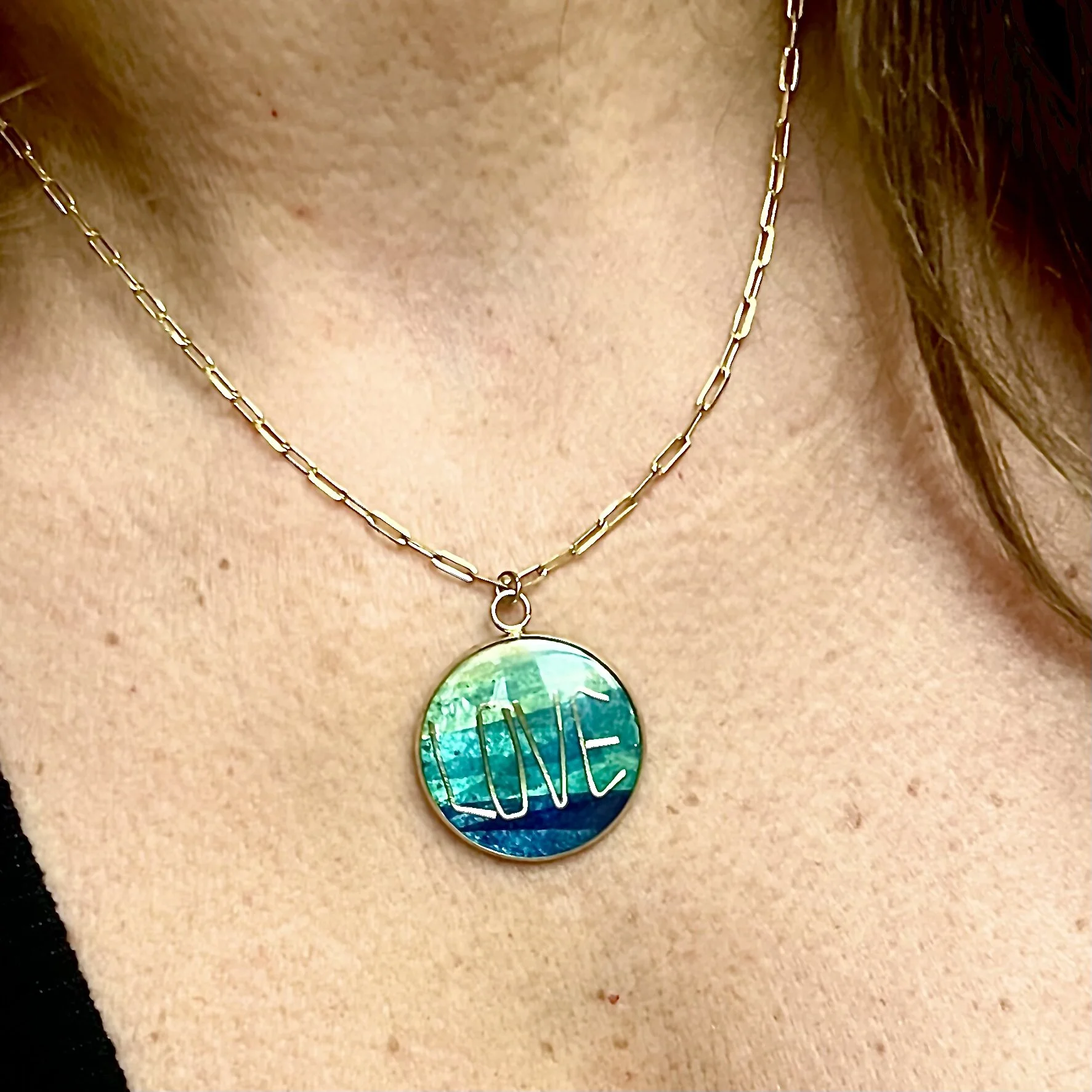 3E503990-7820-4578-8CE8-2F52A51F3425