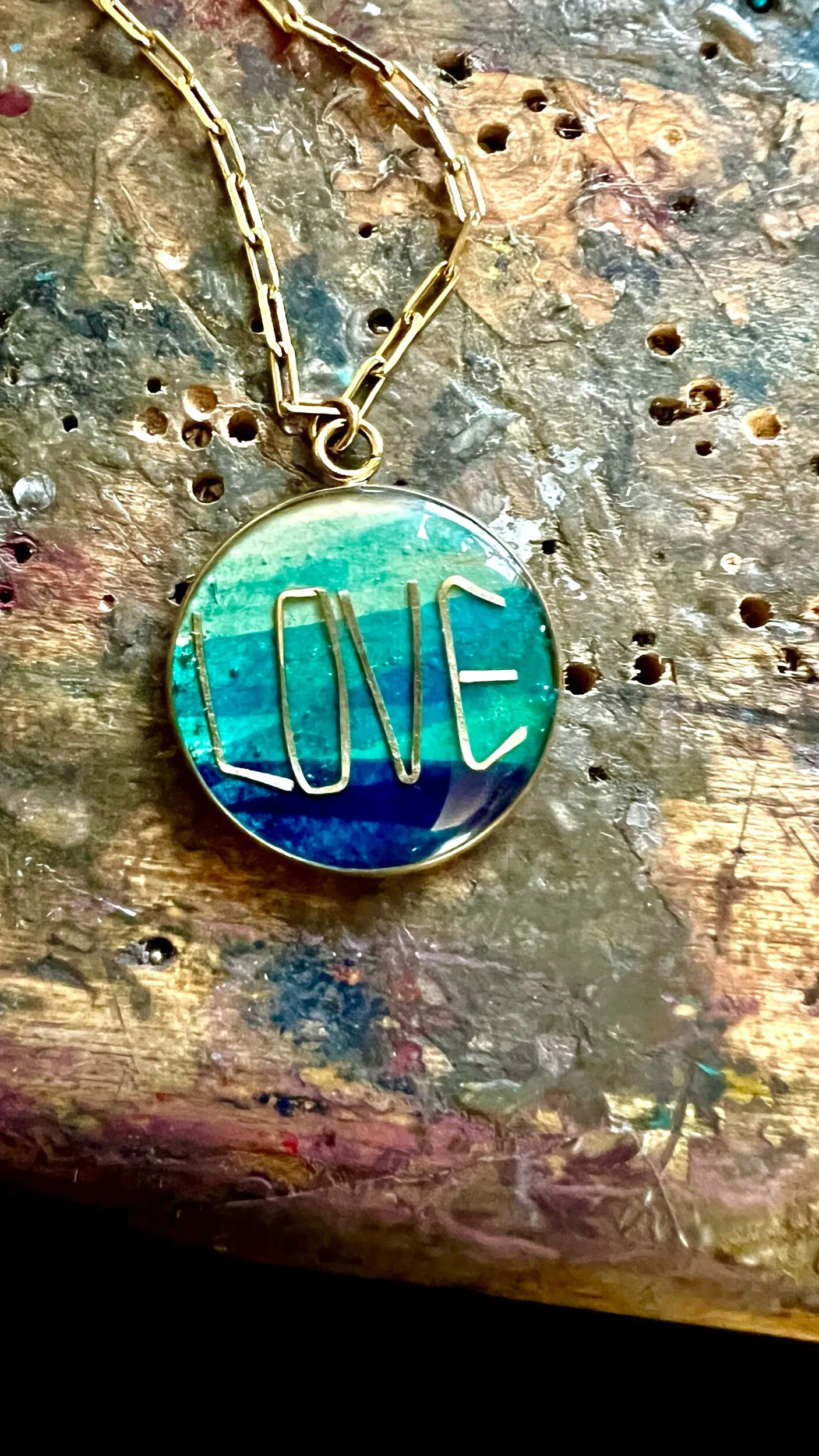 6CF115DC-D693-480D-9BEC-0E4E9F103237