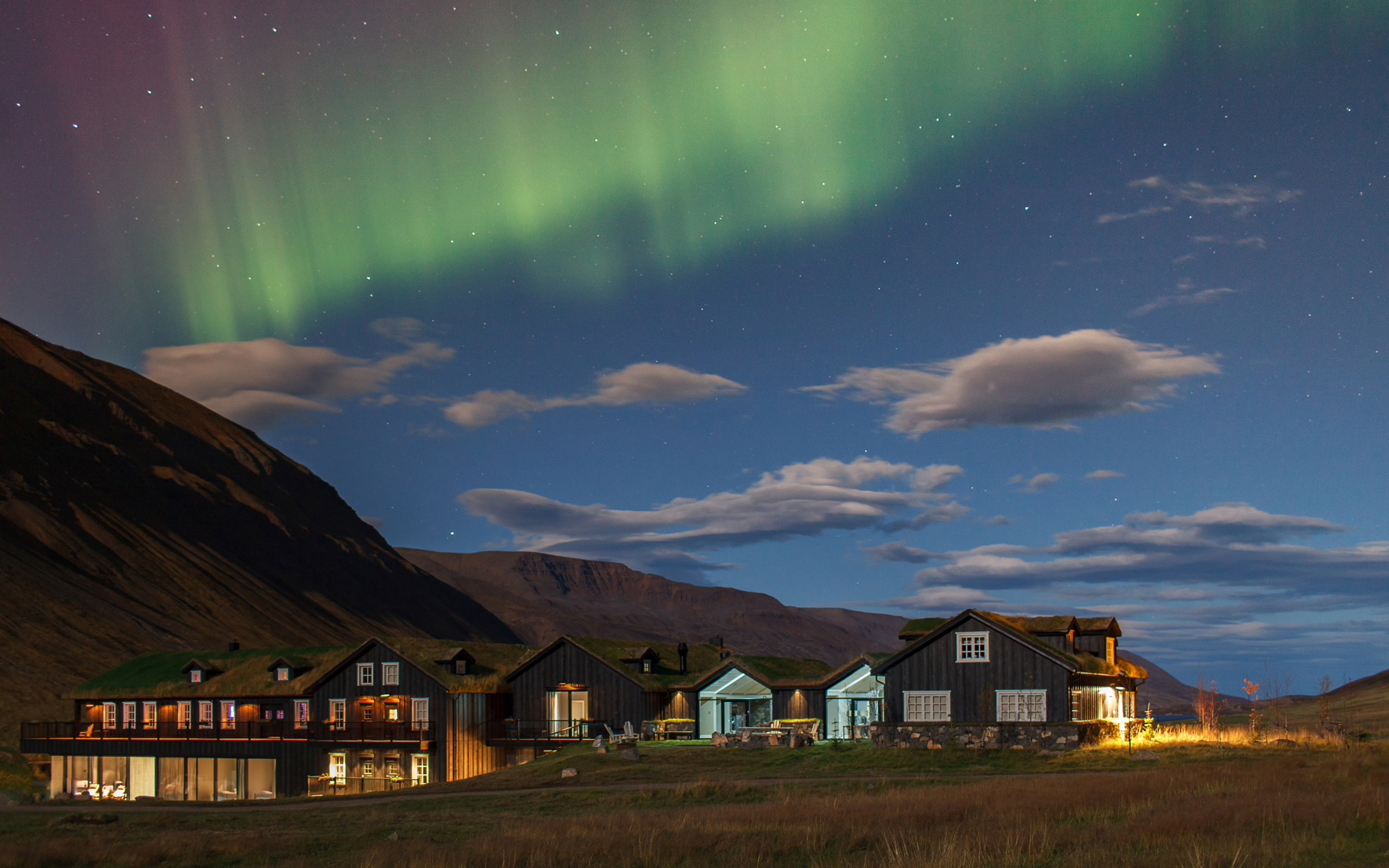 deplar-farm-iceland-northern-lights.jpg