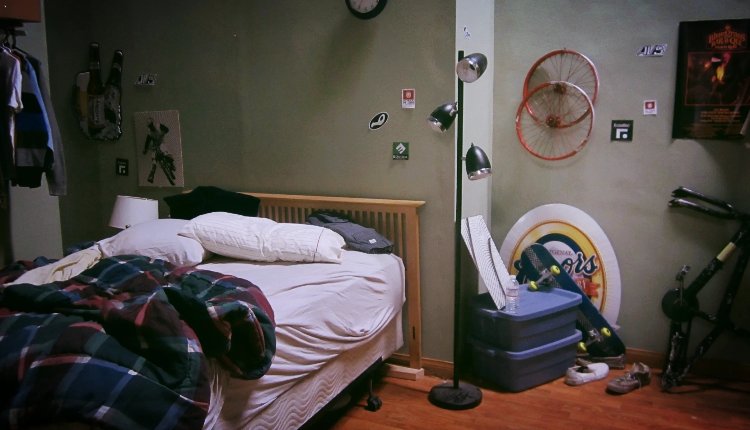 Tommy'sBdRm_AM_15.jpg