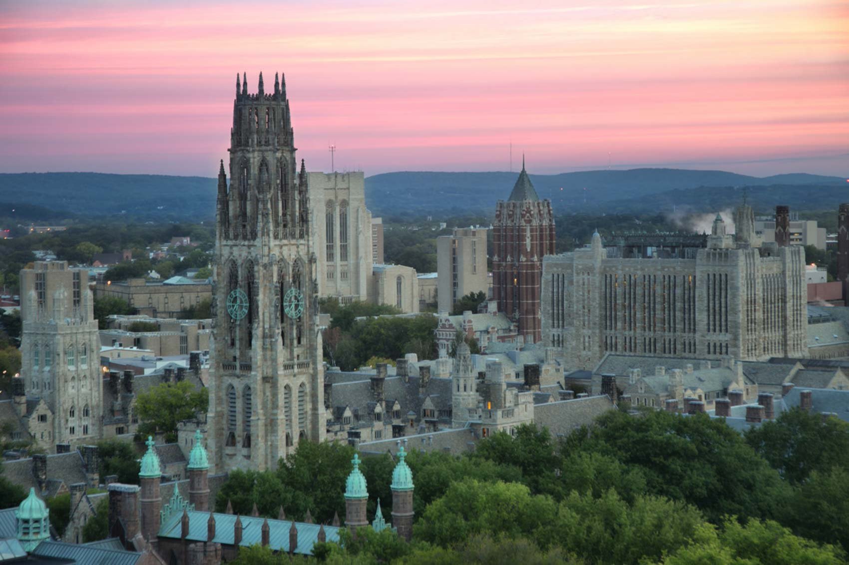 Harkness Tower- Yale.jpg