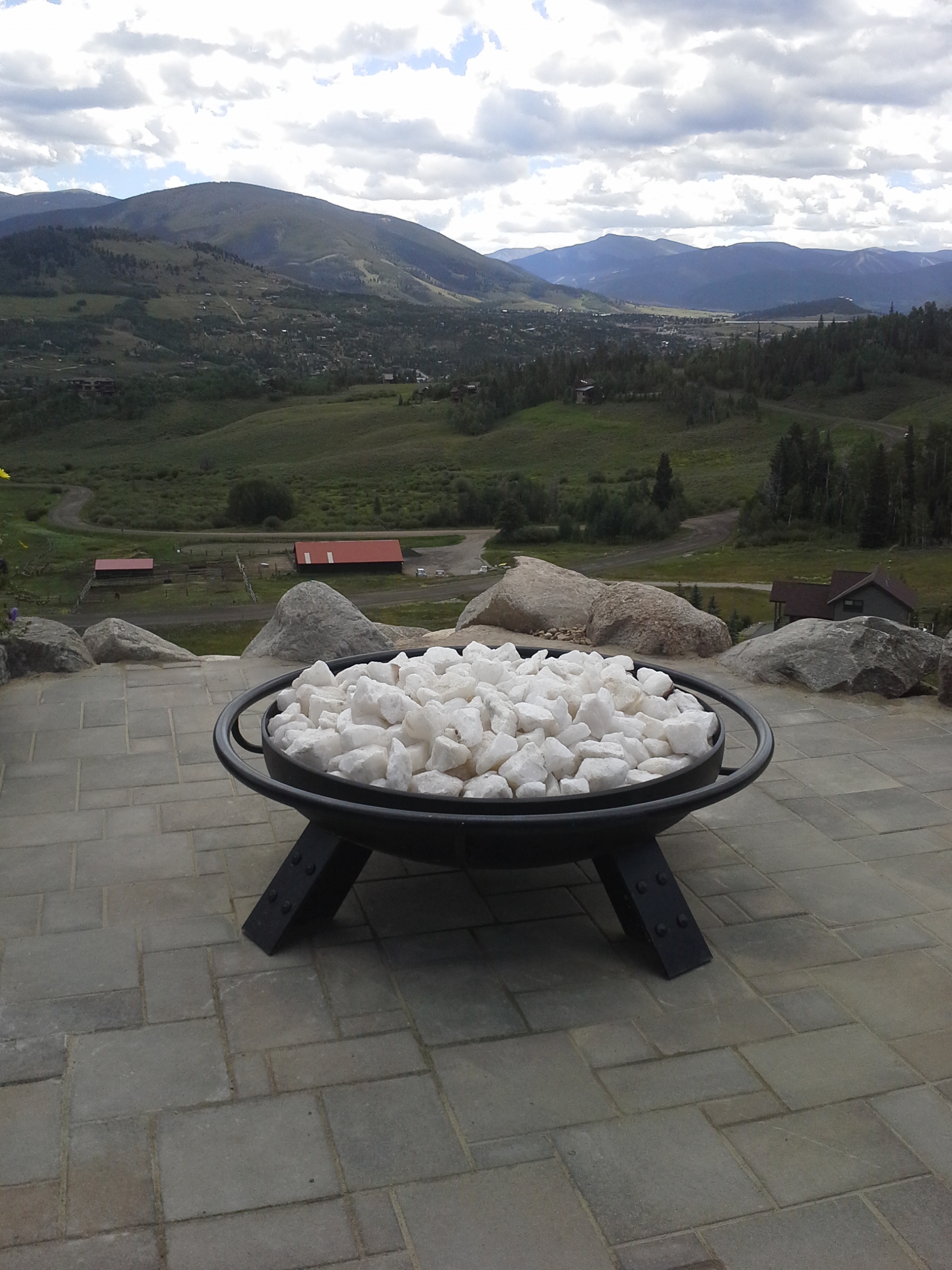 Quartz Fire Pit 