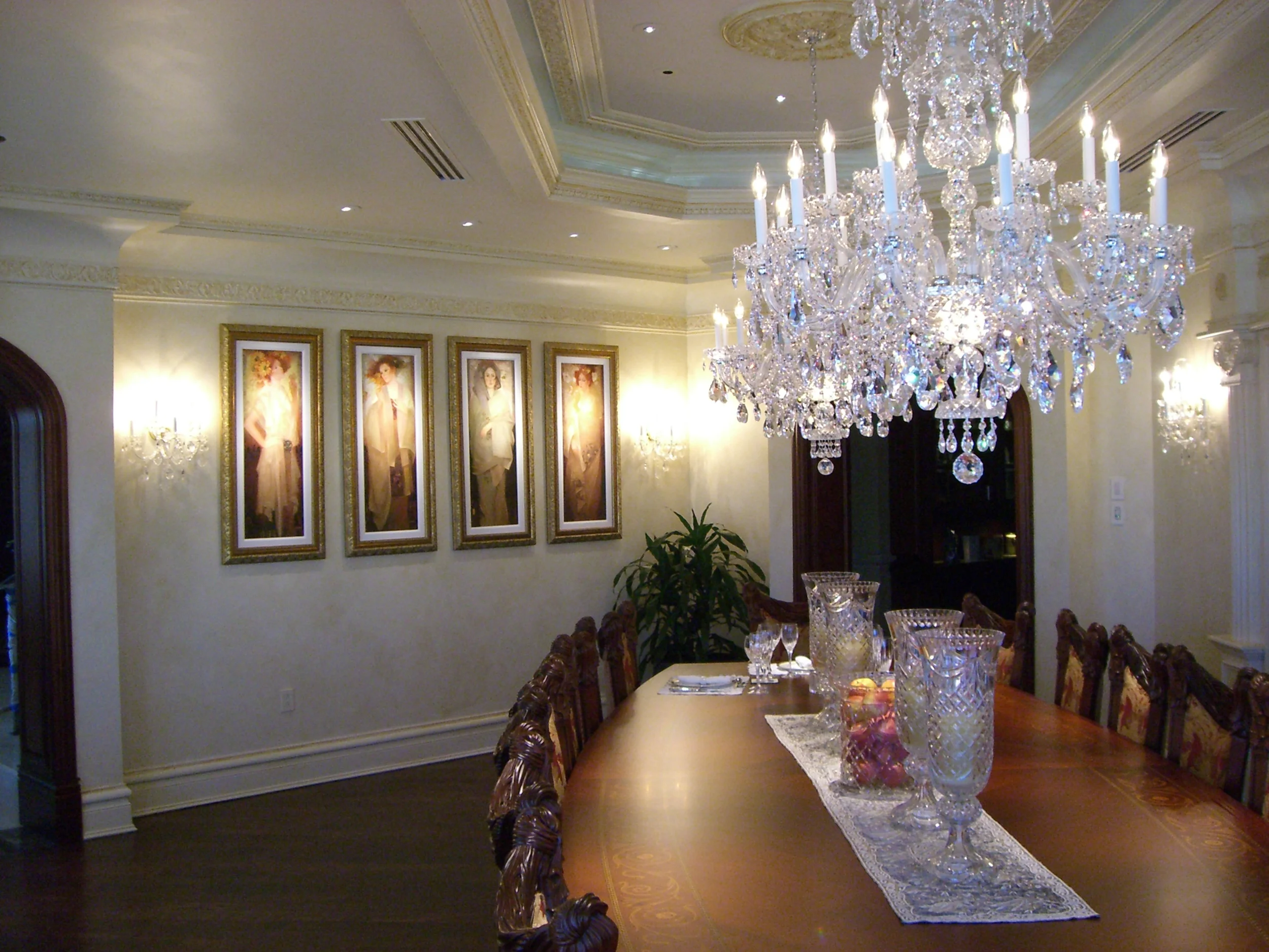 dining room subtle glazing - cayman isle res.