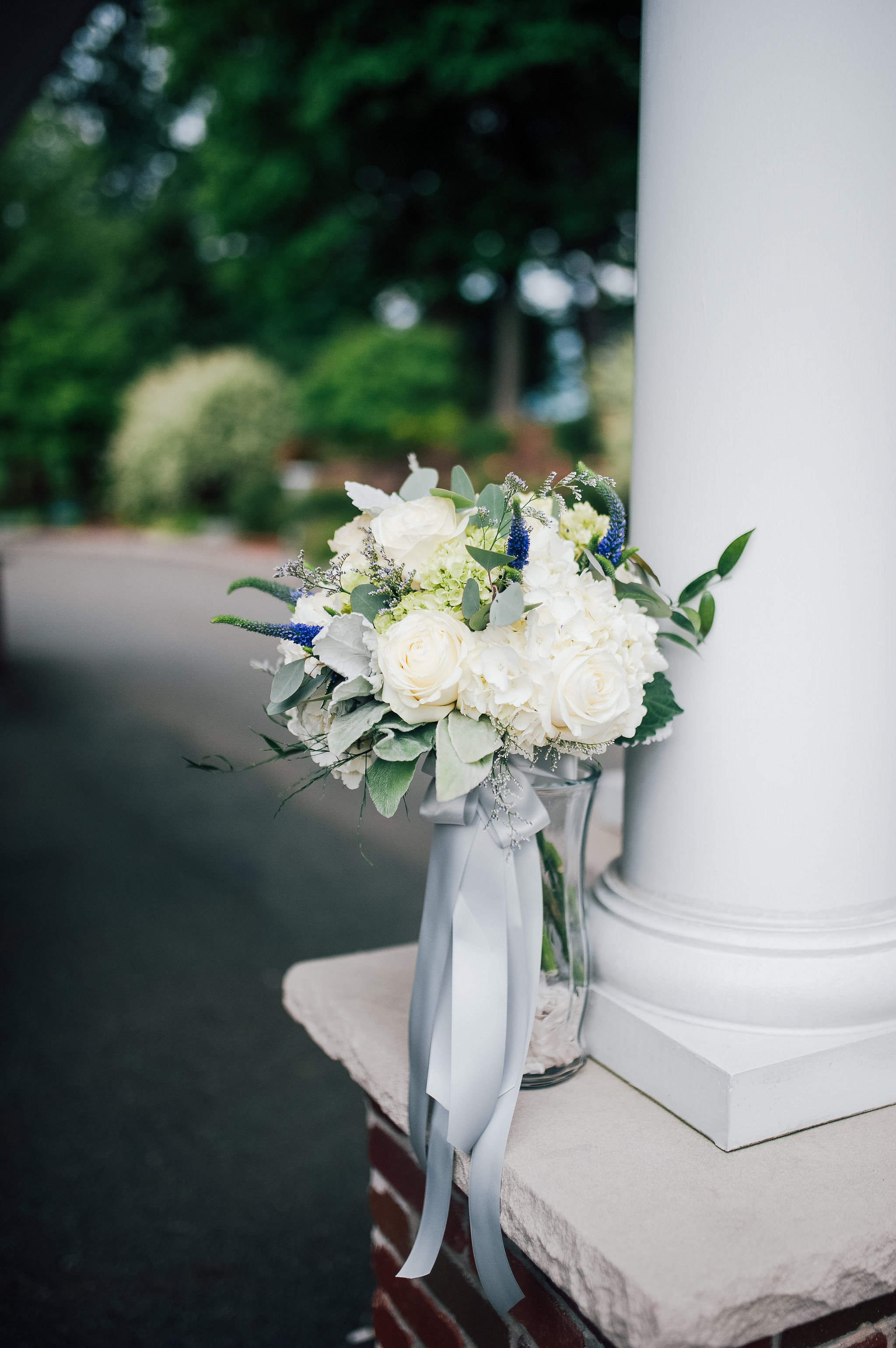 Wedding Bouquet Ideas from my 2017 Weddings by popular New York wedding Photographer Laurel Creative