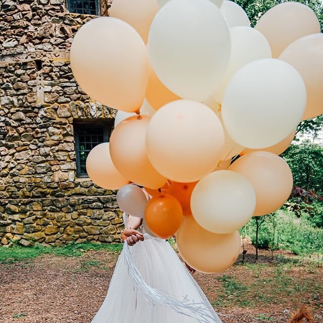 A sneak peek from yesterday&rsquo;s joyful, romantic, and sweet shoot with the Pierre family in New Jersey ✨ SO excited to share the rest!