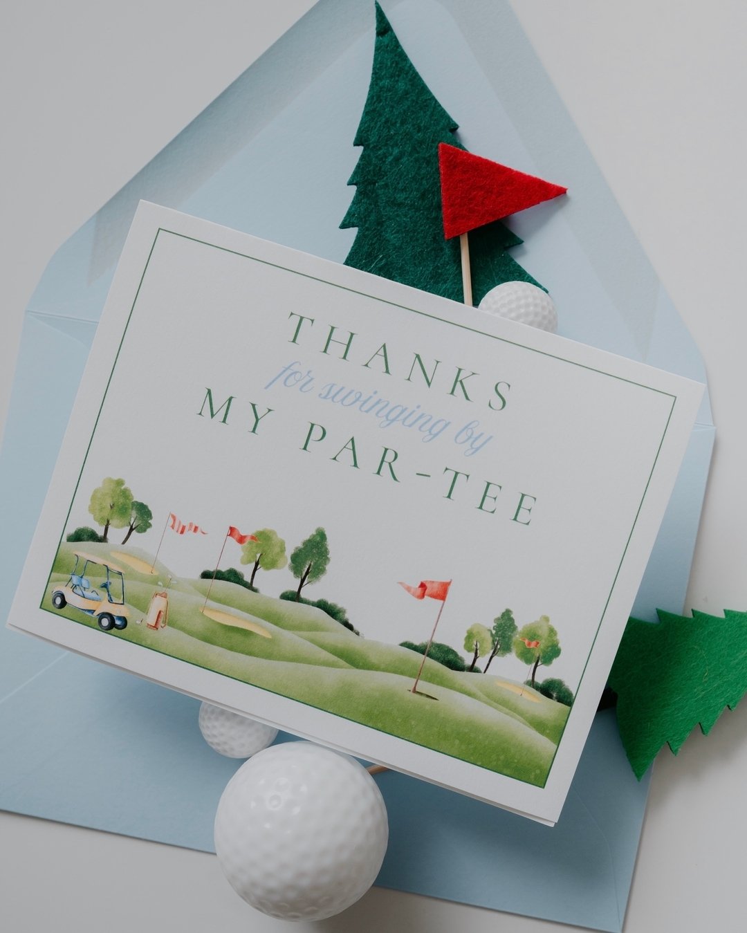 I mean, do they get any cuter?! Who has a child that loves golf? Such a great party theme! Invites with coordinating thank you cards are available on the website under kids collection ⛳️
.
.
.
 #impressdesignstudio #impressinvitations #birthdayparty 