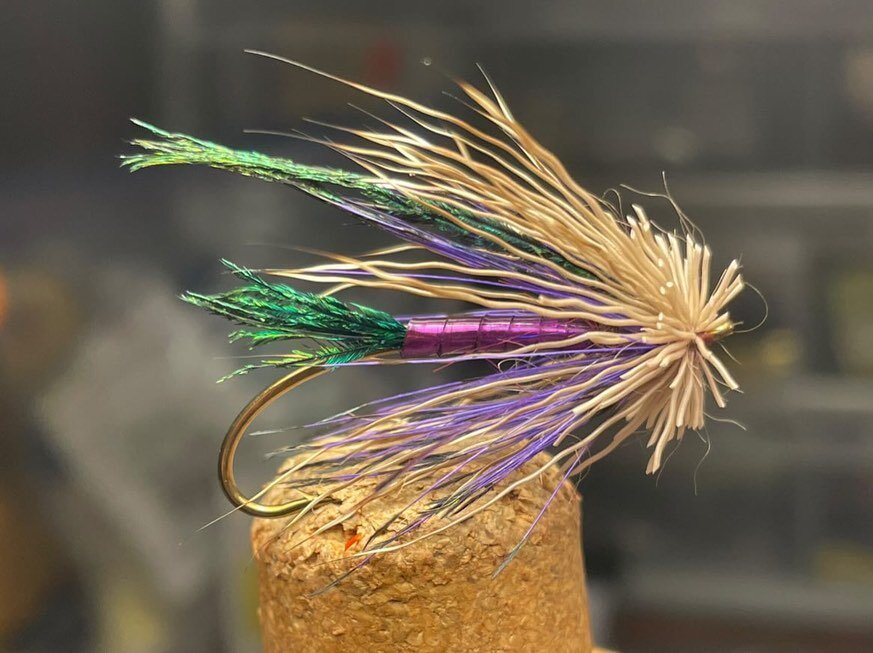 🎉 Big Update 🎉

@poormansheli who won the auction for the 12 steelhead flies from @millsfly and myself, plus fly wallet has graciously re-donated the flies/wallet to raise additional funds for Erin and @tyler_lescano

The fly fishing community is r