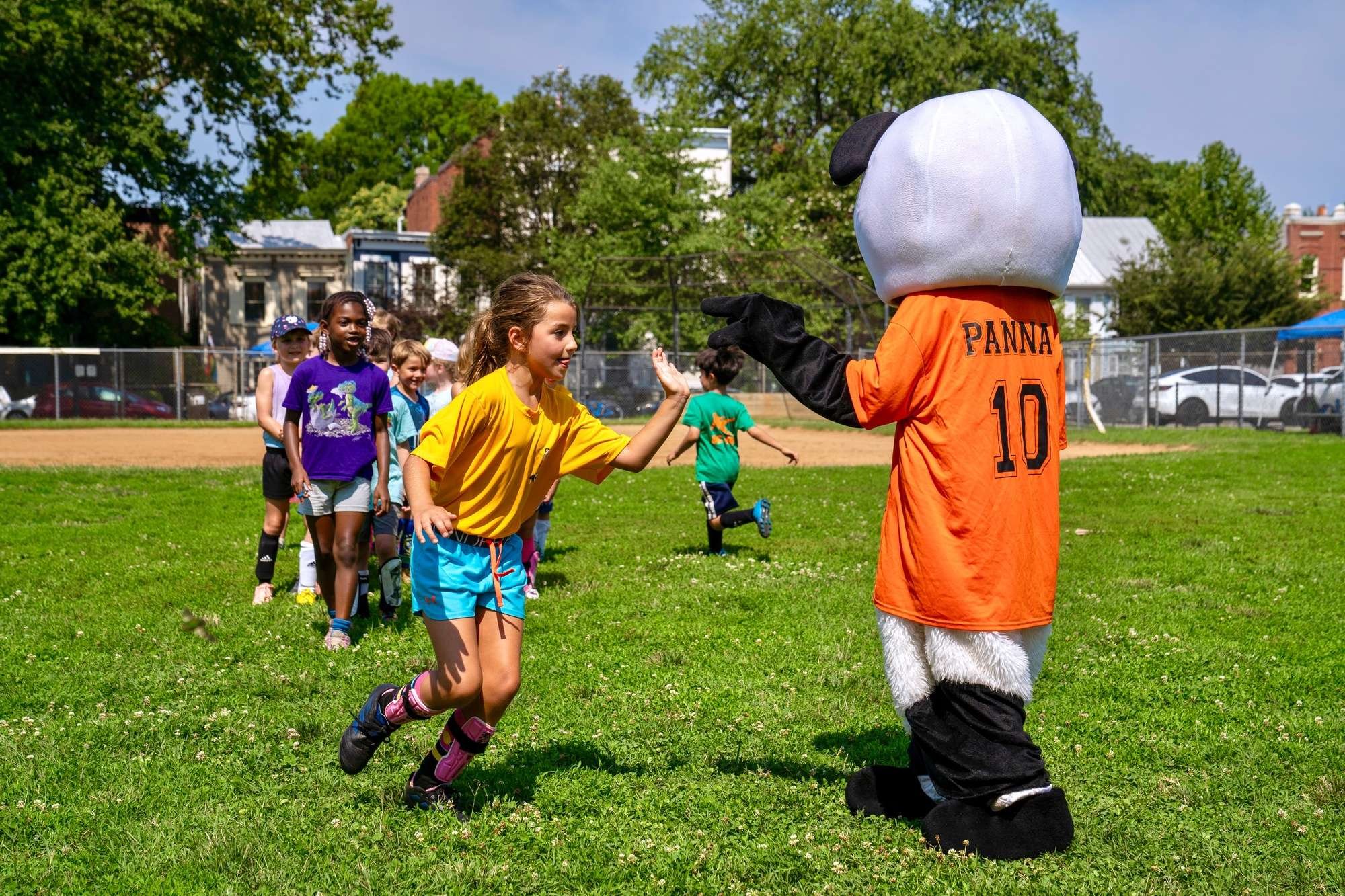 Dc-way-soccer-club-for-kids-in-washington-dc-summer-camp-at-tyler-elementary-school- 0206.jpg