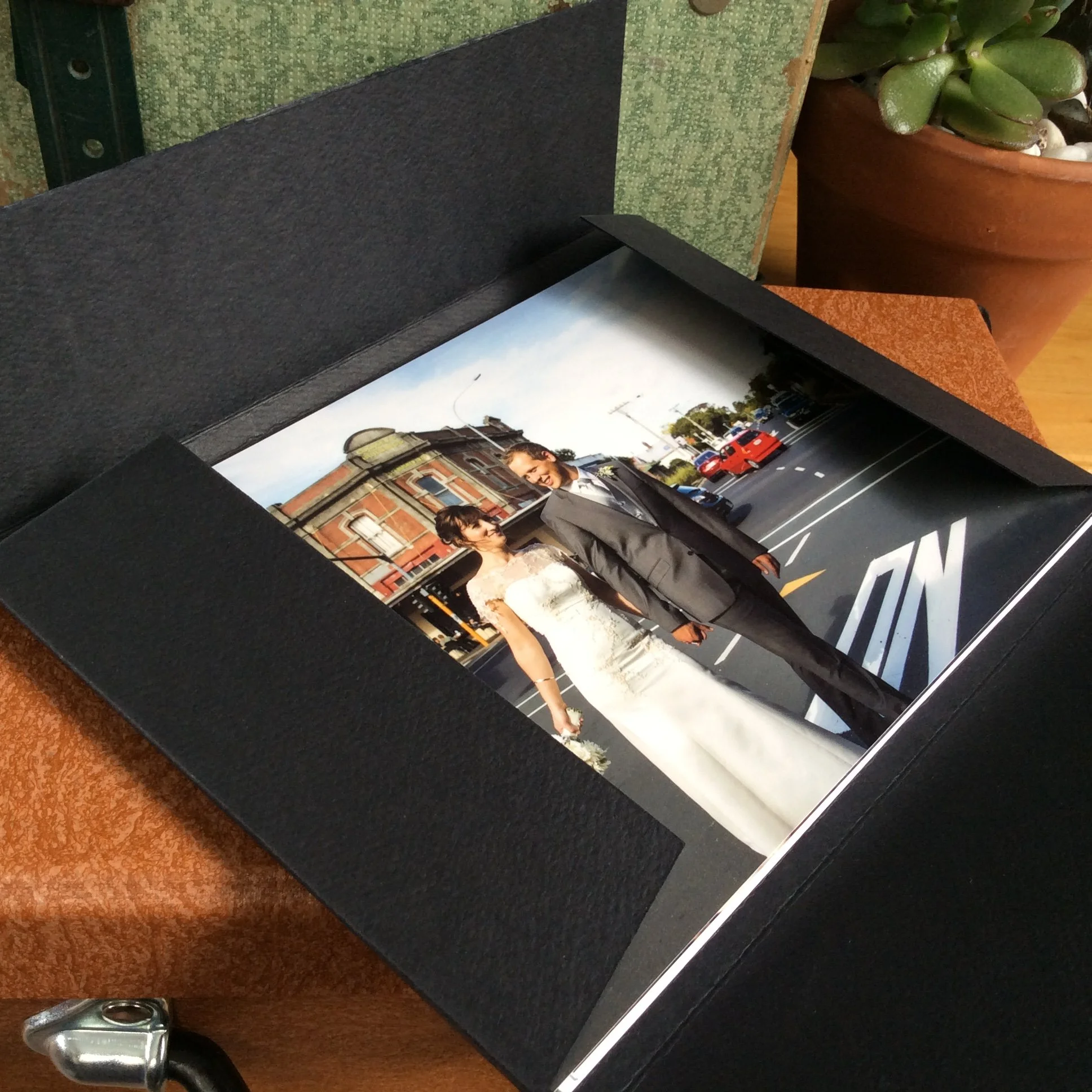 folio_flaps.JPG
