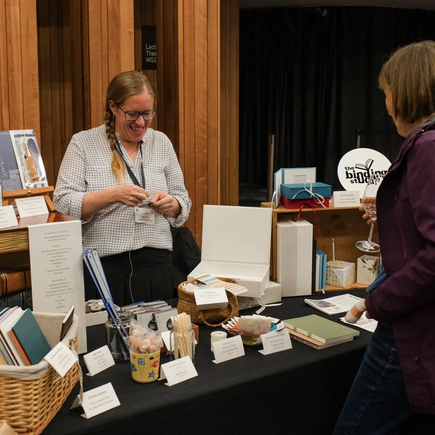 What a weekend!

A massive thank you to @abcnzinc for the BIND25 conference. It was a luxury to spend 3 days with like-minded and like crafted people! What a huge amount of mahi to make this event happen and support all of us in the craft of bookish 