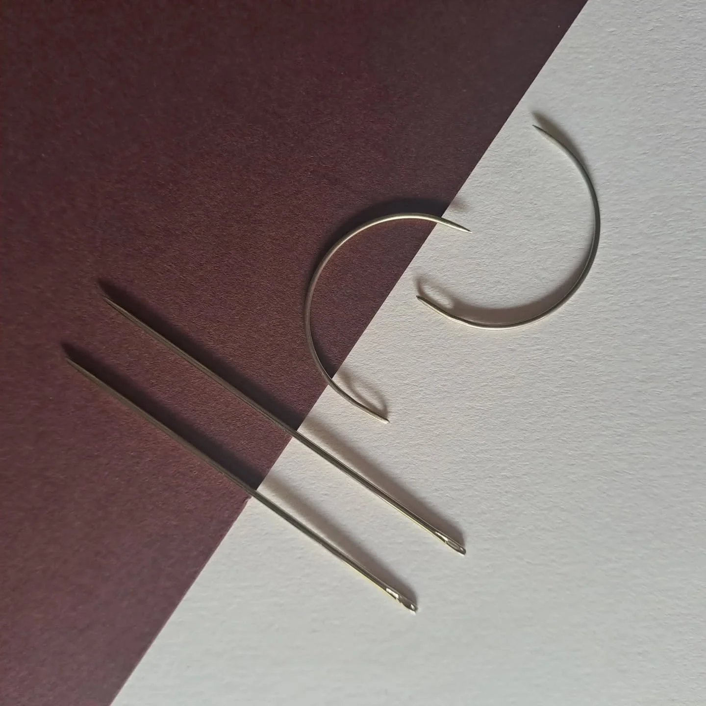 These favs are all now back in stock 😍 ready for your binding projects!

1) Bookbinding Needles

2) 3mm Muda Box Board

3) Awls 

Check out SHOP on my website to purchase all the high quality professional tools and materials I use in the studio, for