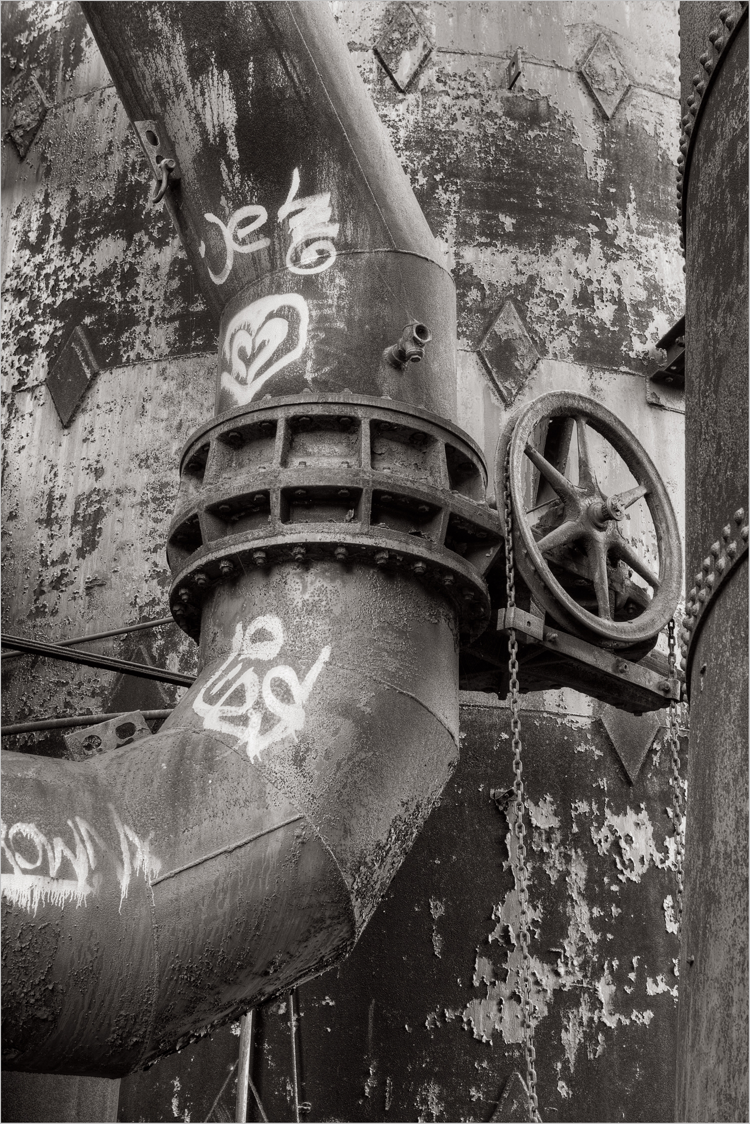 Chain Valve