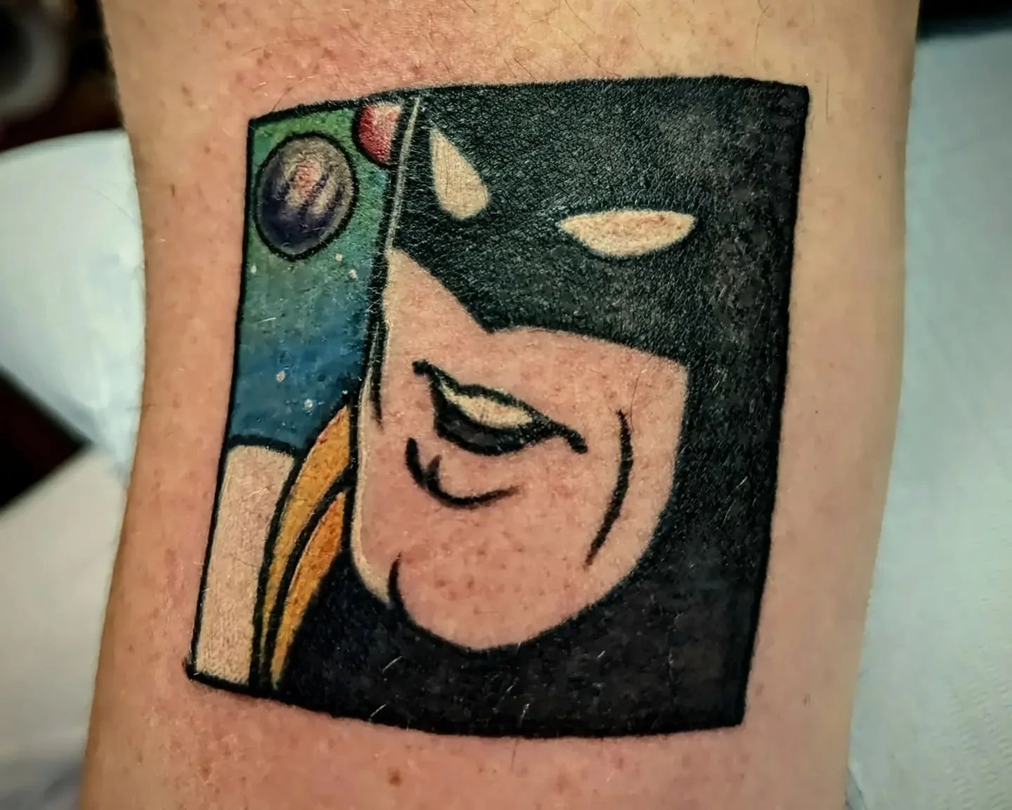 Another little one; Space Ghost (not Batman) for @jasonssokolowski. I love doing this kind of work!

#spaceghost #spaceghostcoasttocoast  #comic #comicart #adultswim #art #artist #tattoo #tattoos #tattooart #tattooartist #tattoostudio #vancouver #eas