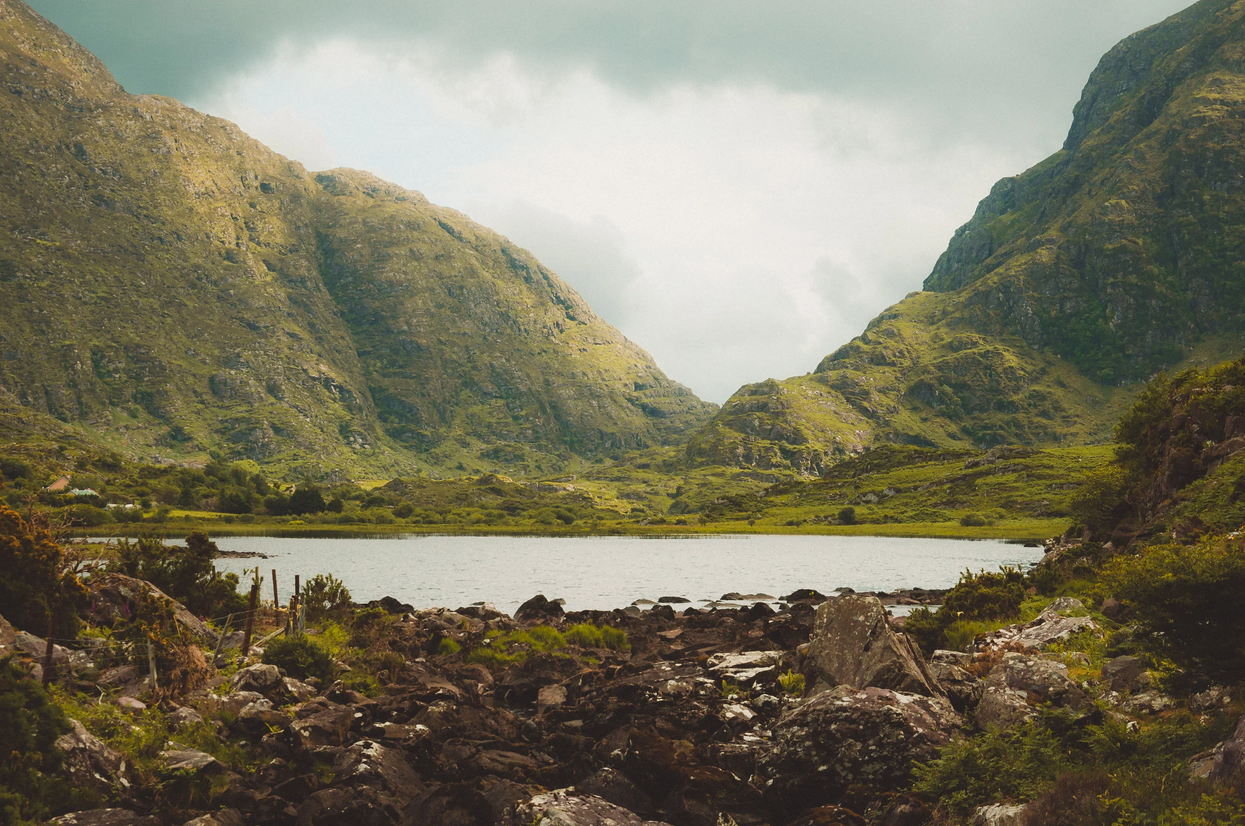GAP OF DONLOE IN COUNTY KERRY, IRELAND