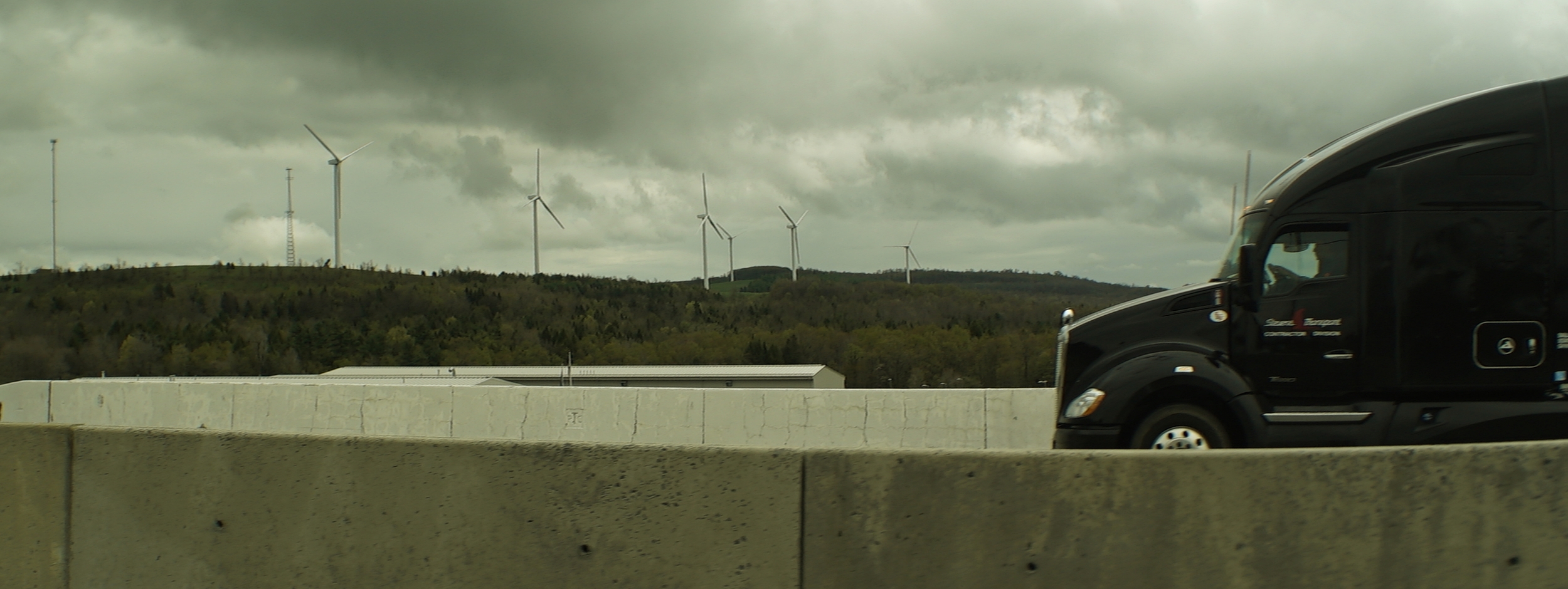 Elite 24.5mm anamorphic | Wind Farm - Image captured at T4.0. Photo by Keith Nickoson.
